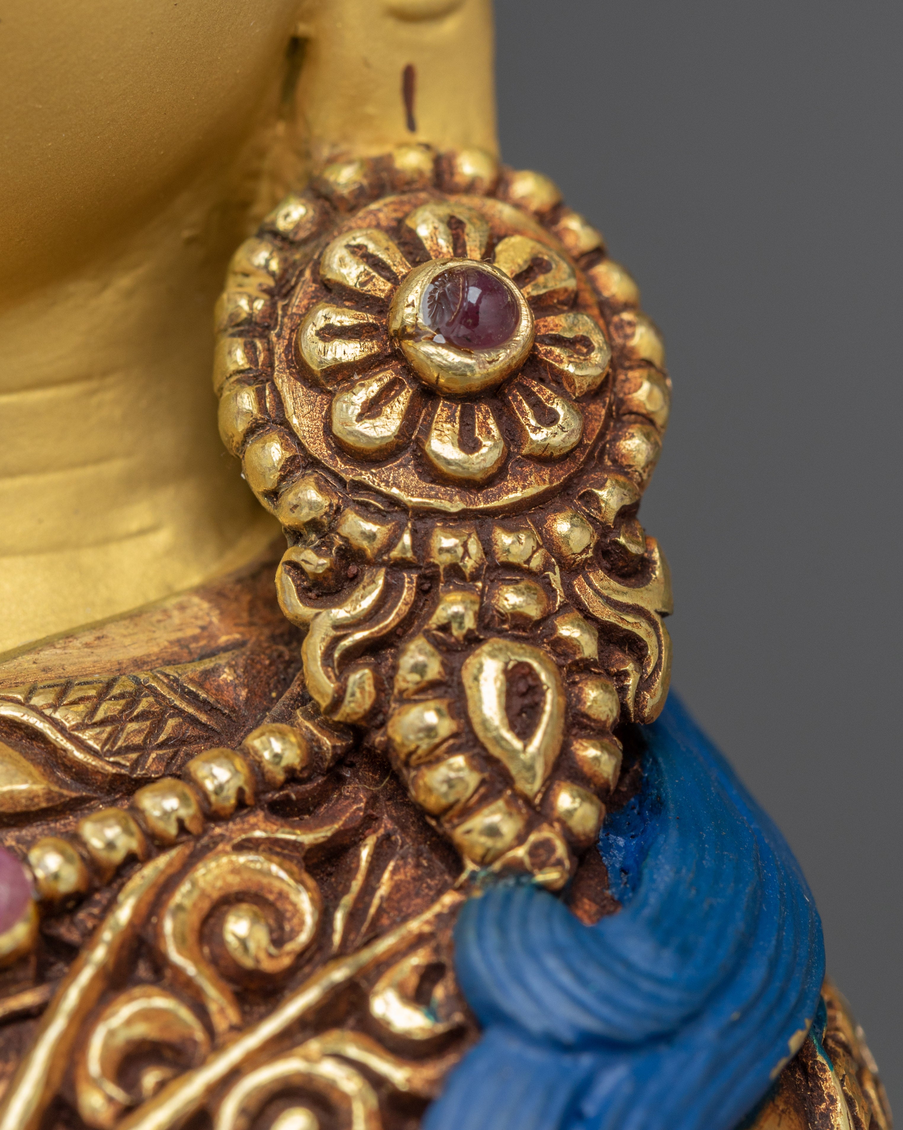 Meditation Idol Guru Rinpoche Artwork | Handmade Nepali Statue