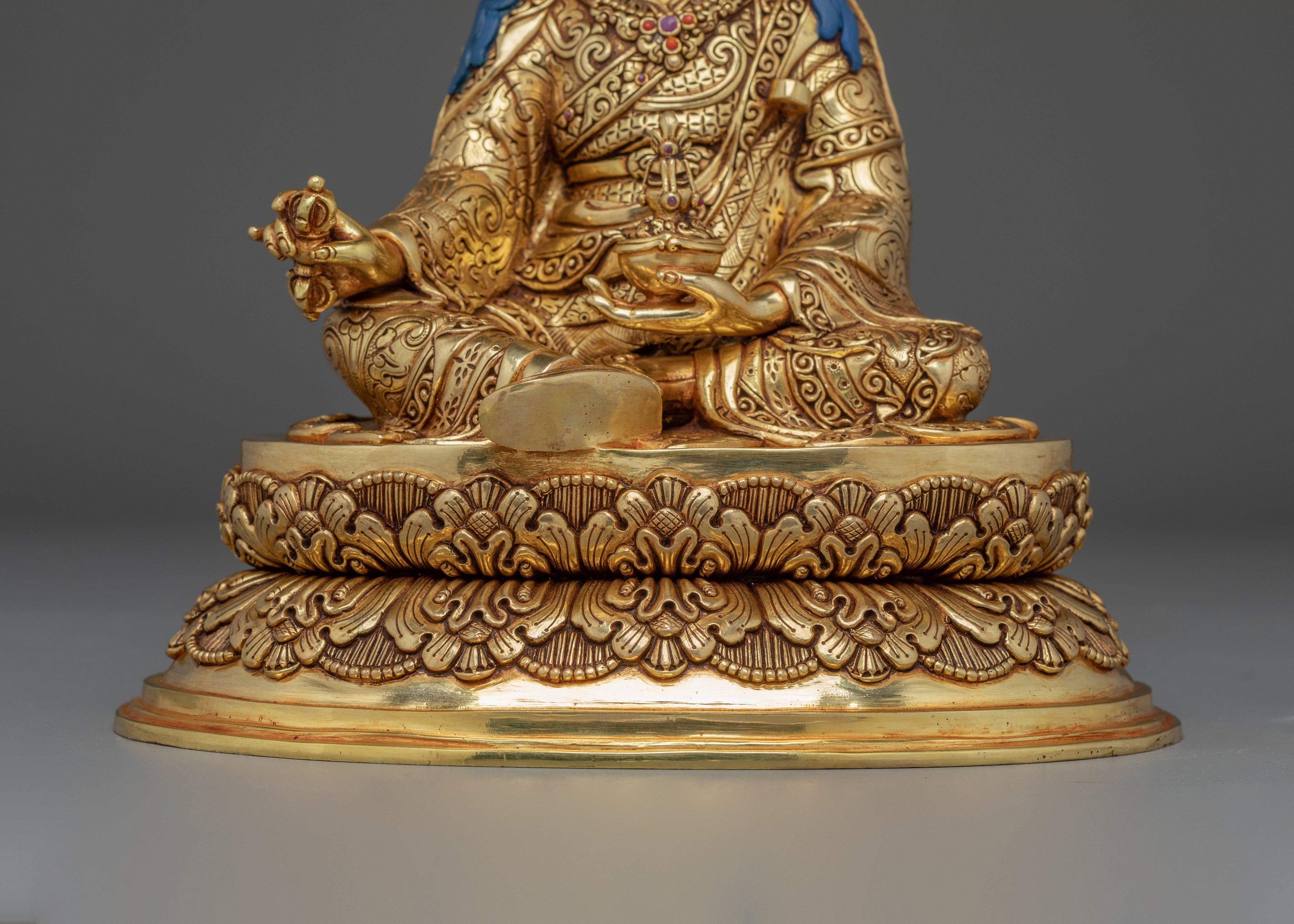 Meditation Idol Guru Rinpoche Artwork | Handmade Nepali Statue