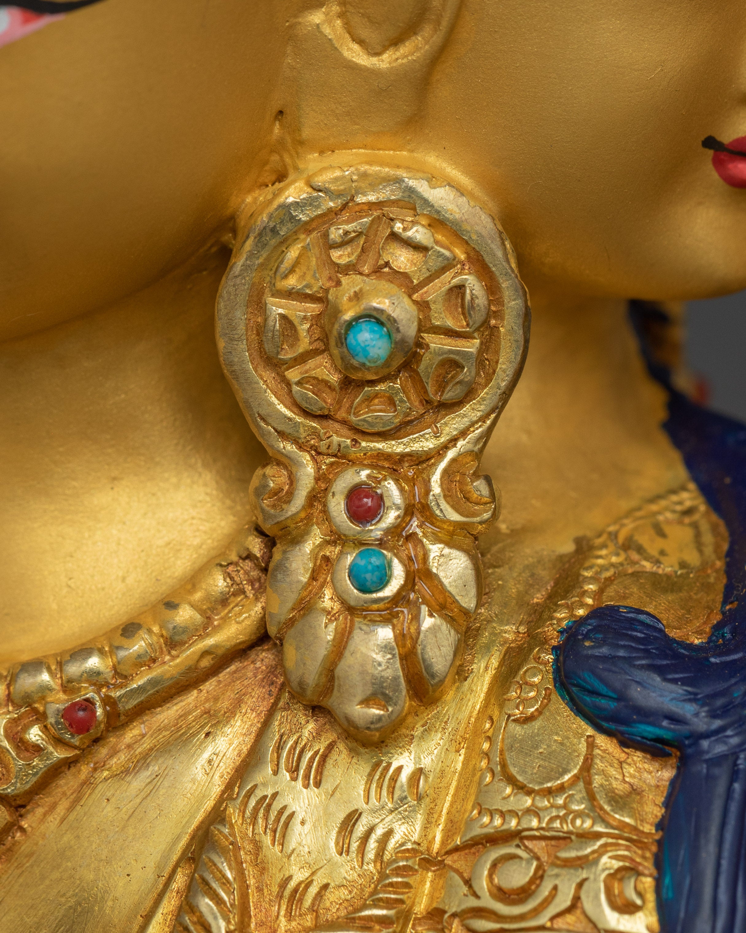 Golden Thousand Armed Chenrezig Statue | Bodhisattva of Compassion