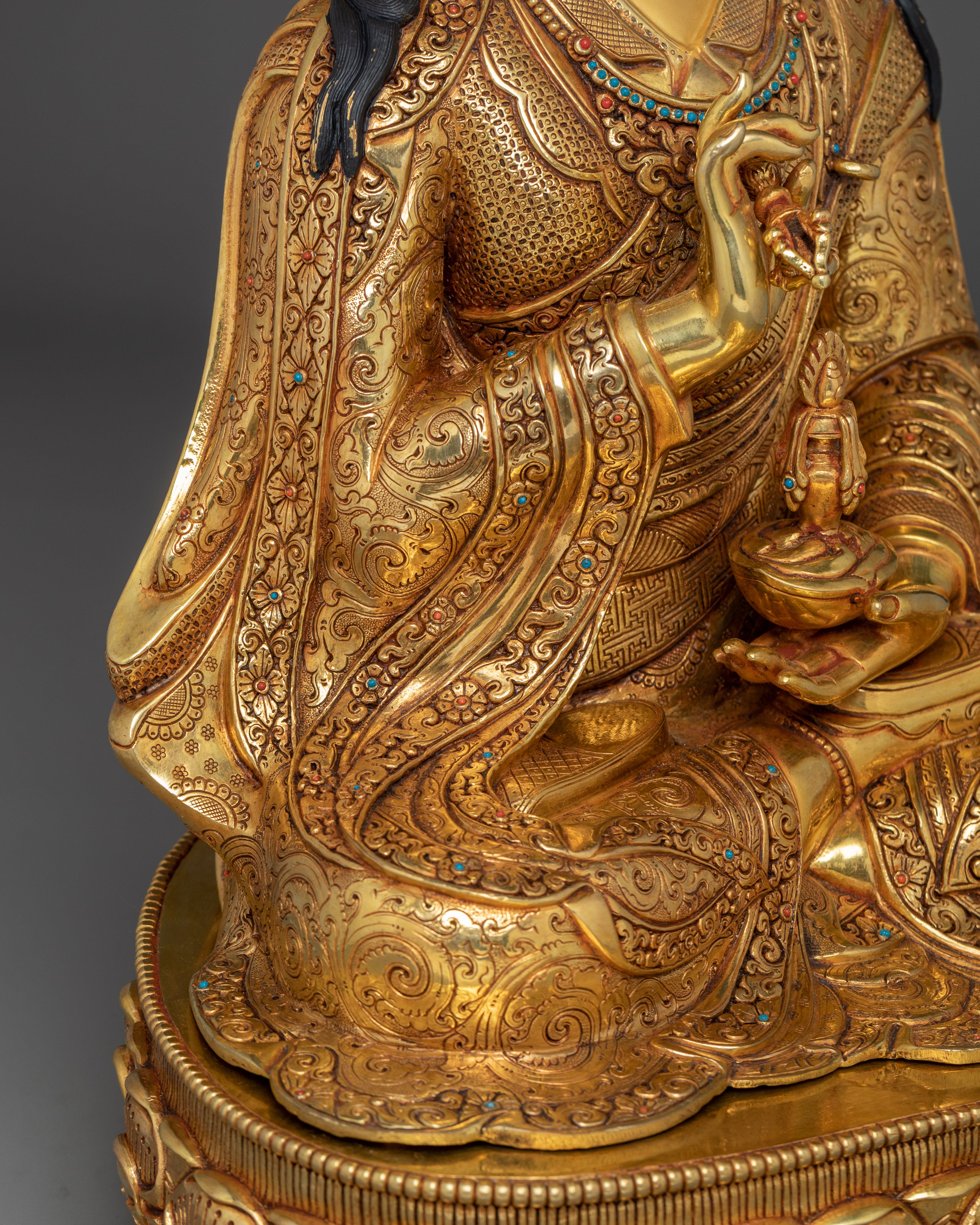 Guru Tsokye Dorje: The Padmasambhava Peaceful Form