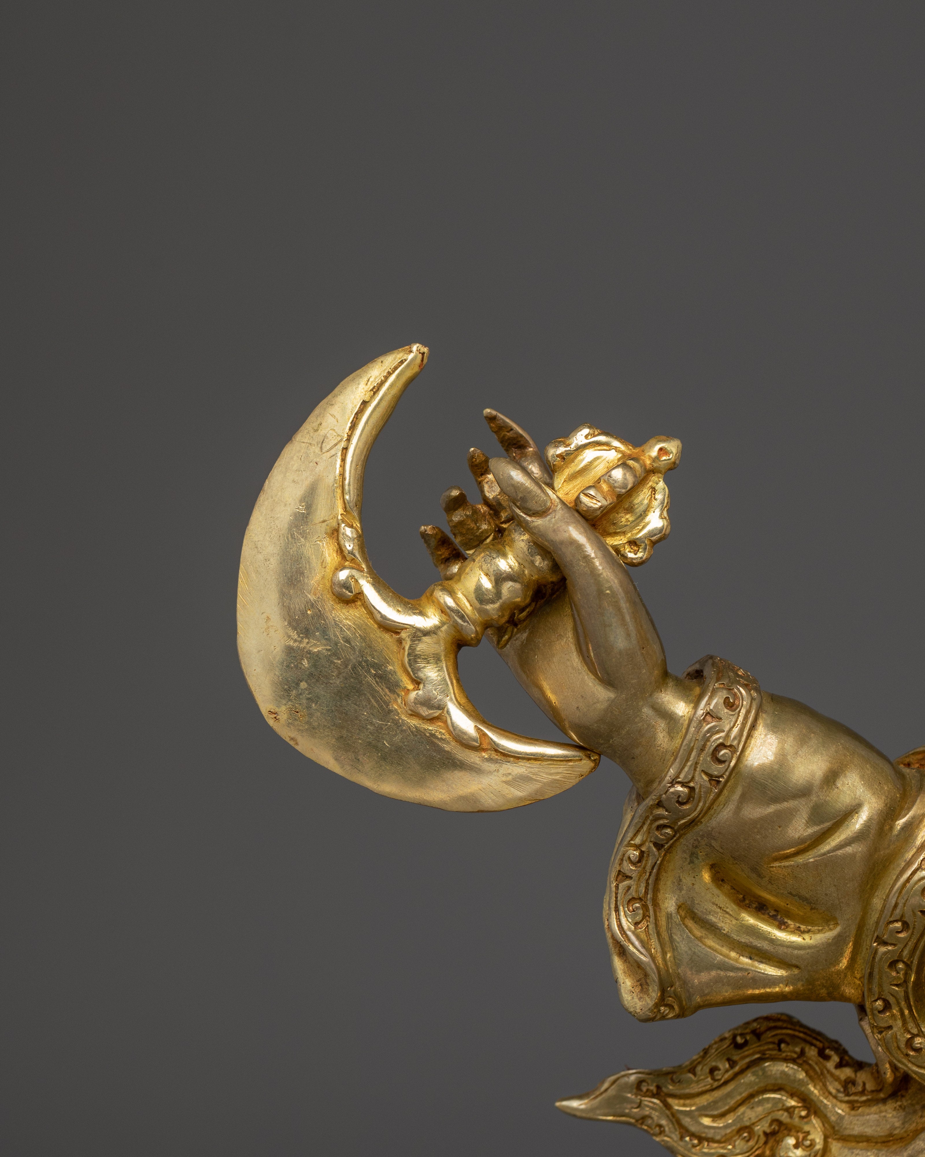 Mahakala Bernagchen Statue: The Dharma Protector