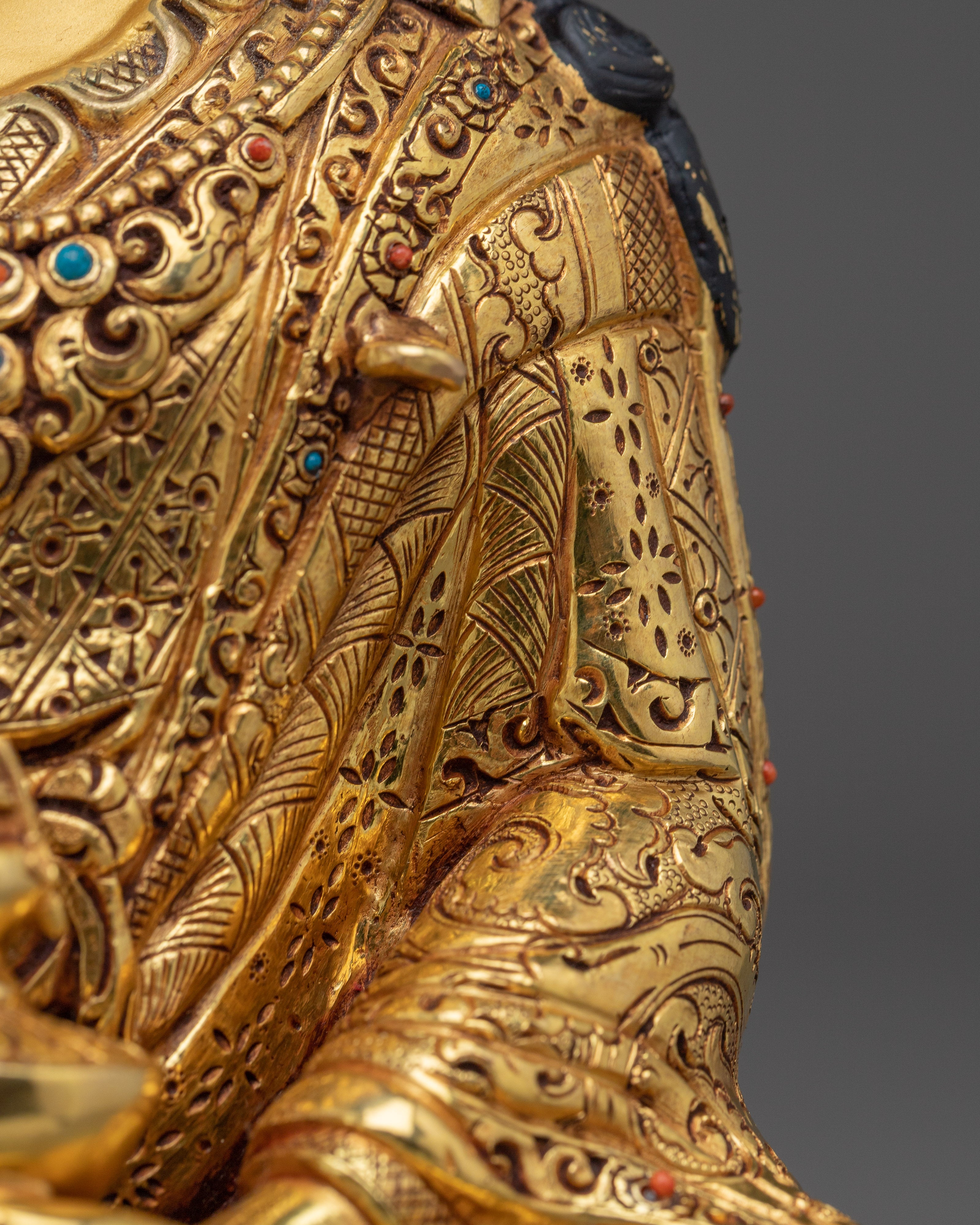 Divine Tantric Master Guru Rinpoche Statue