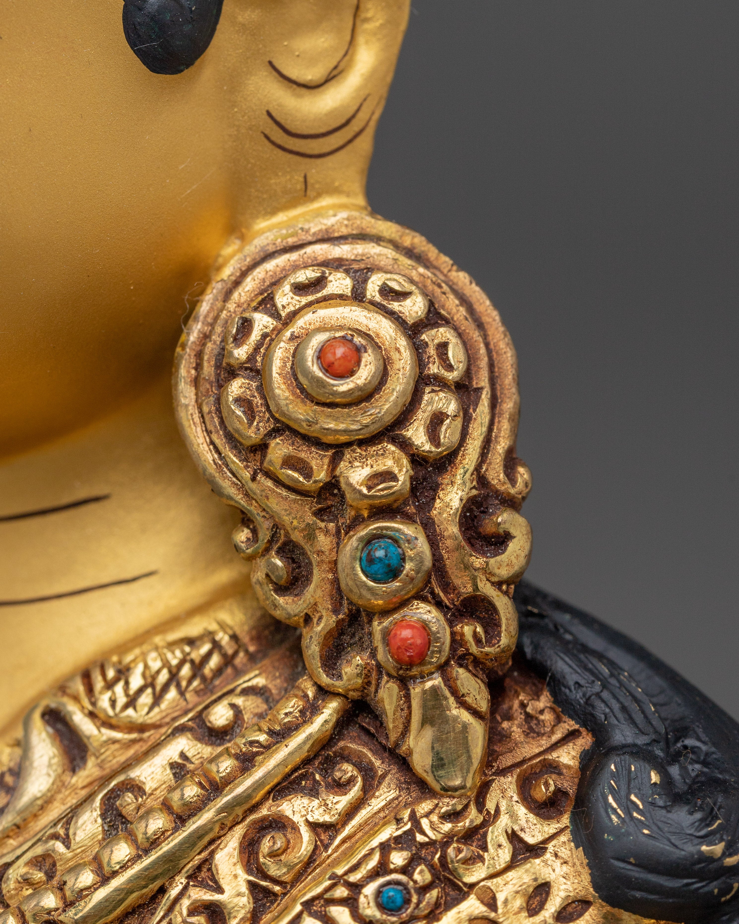 Divine Tantric Master Guru Rinpoche Statue