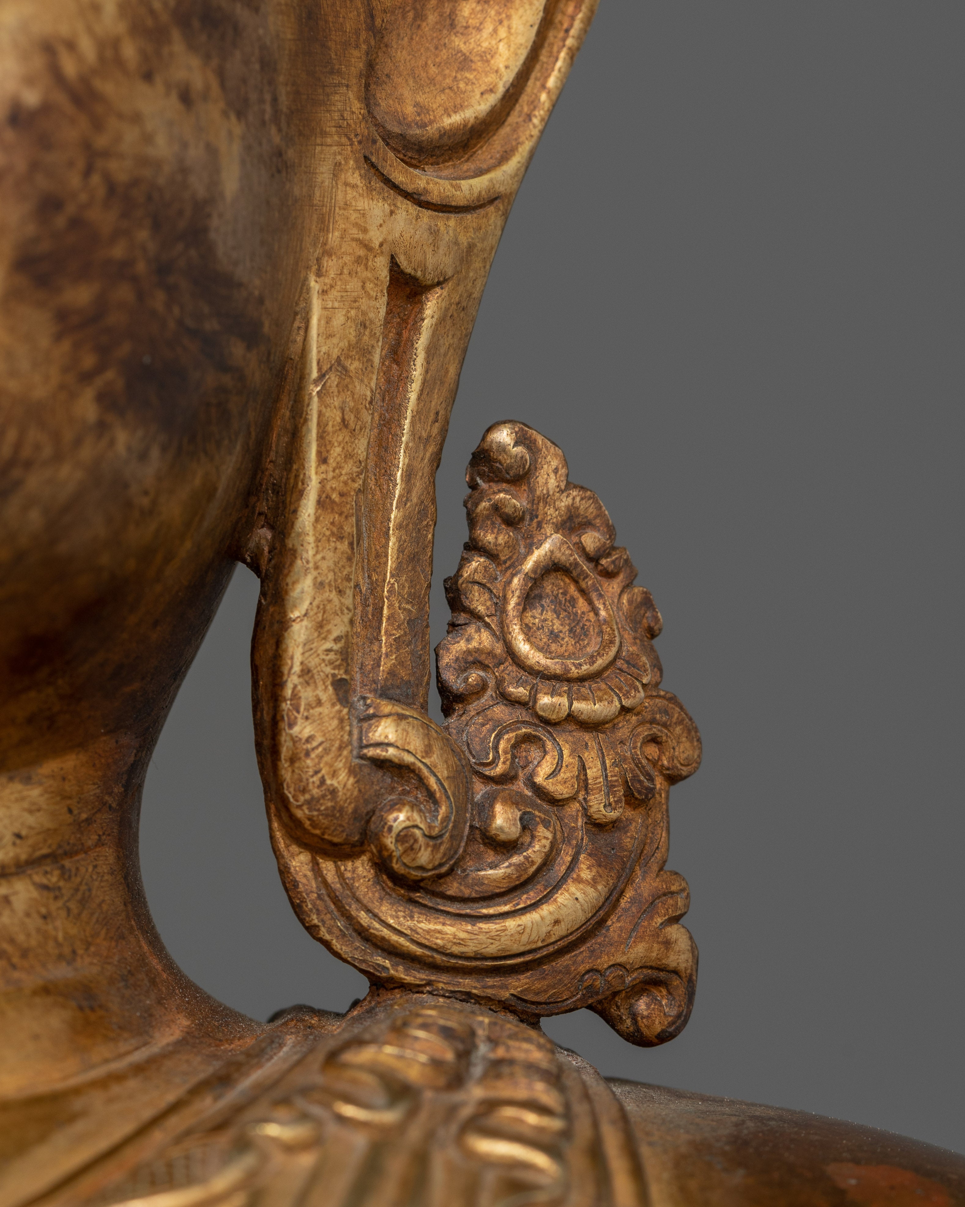 Antique Finished Shakyamuni Buddha Statue