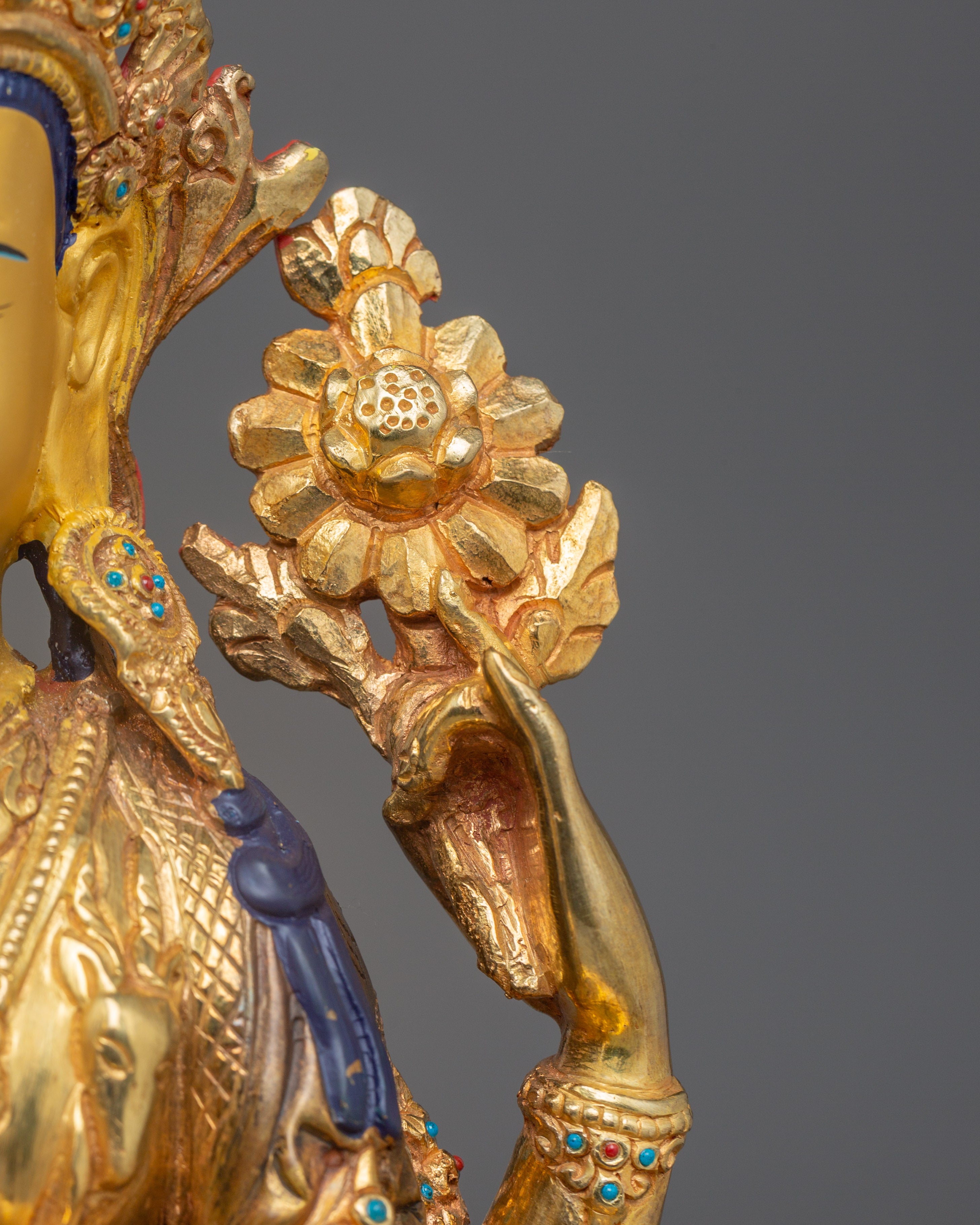 Statue of Chenrezig for Spiritual Decor