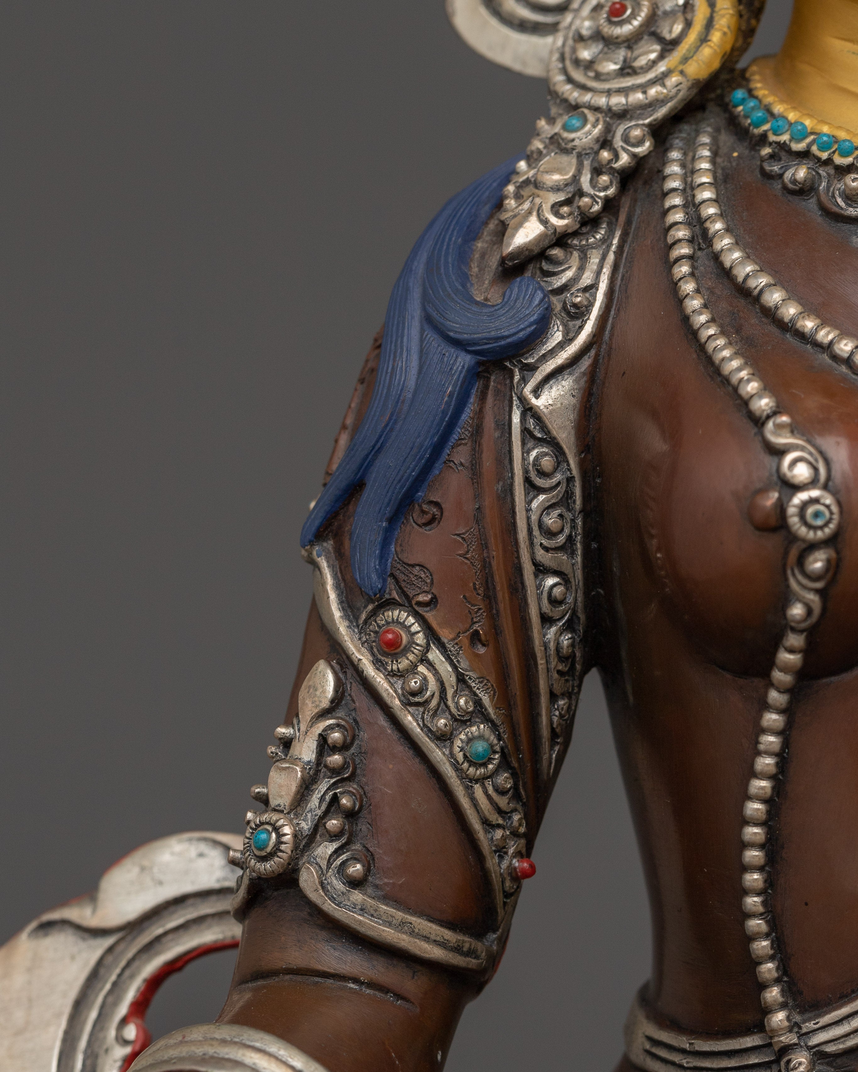 Sacred Dukar Sculpture white Parasol Bodhisattva