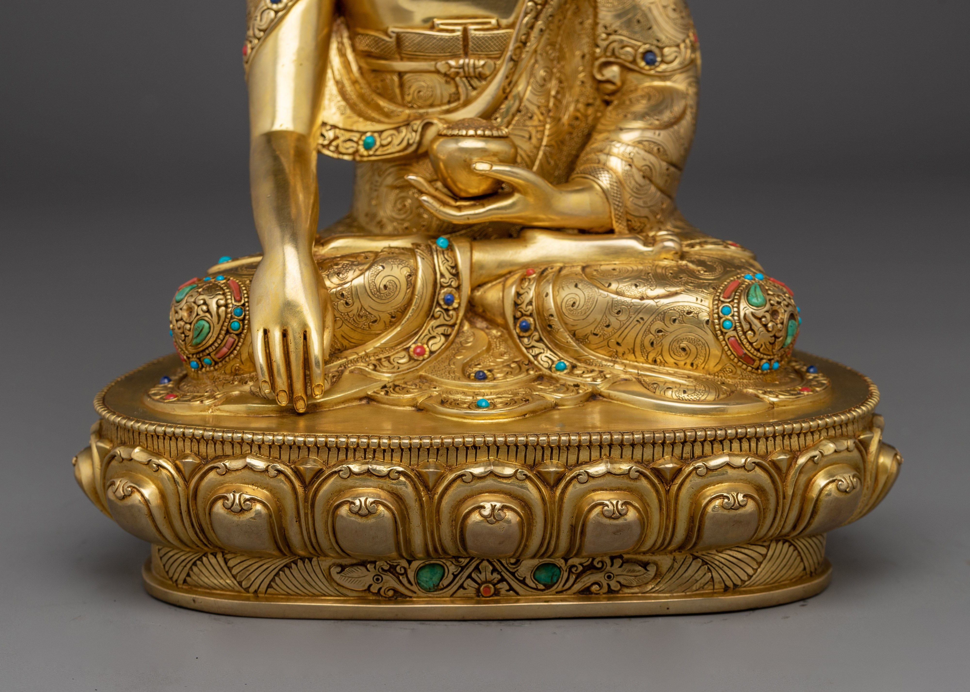 Shakyamuni Buddha, Teacher of Timeless Wisdom