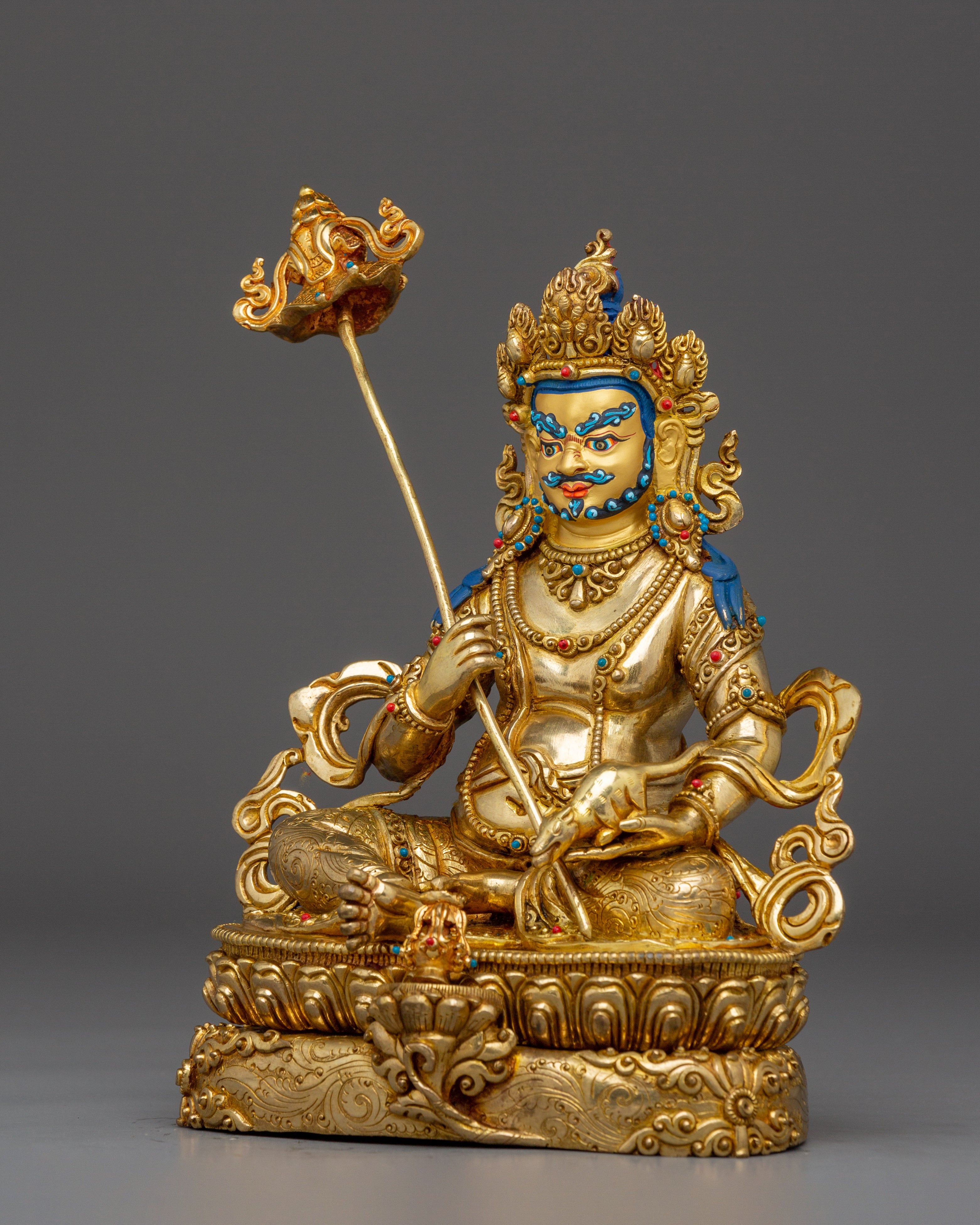 Statue of Vaisaravana | The Wealth God