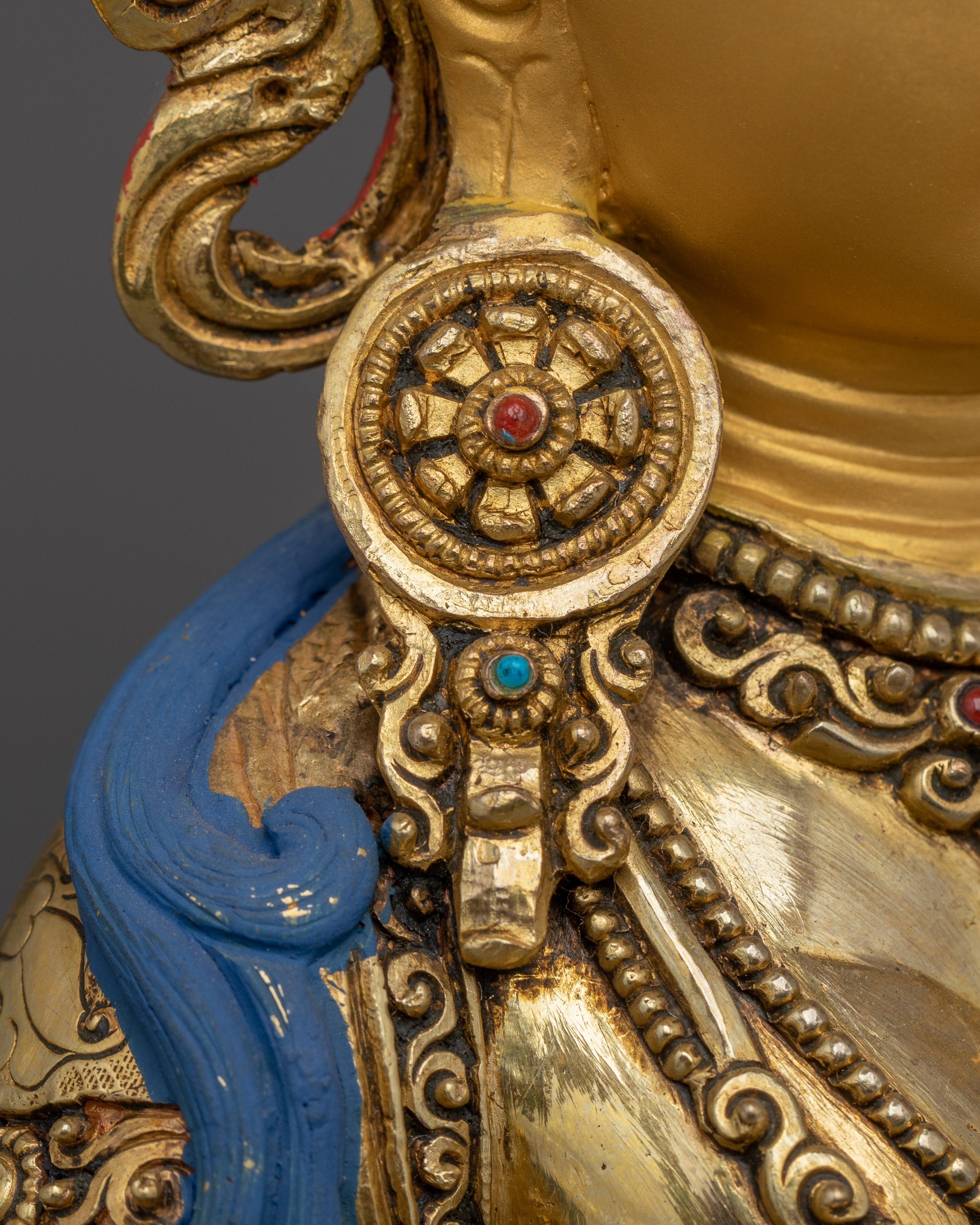 Traditional Tibetan Dukar Statue | Nepali Gold Gilded Artwork