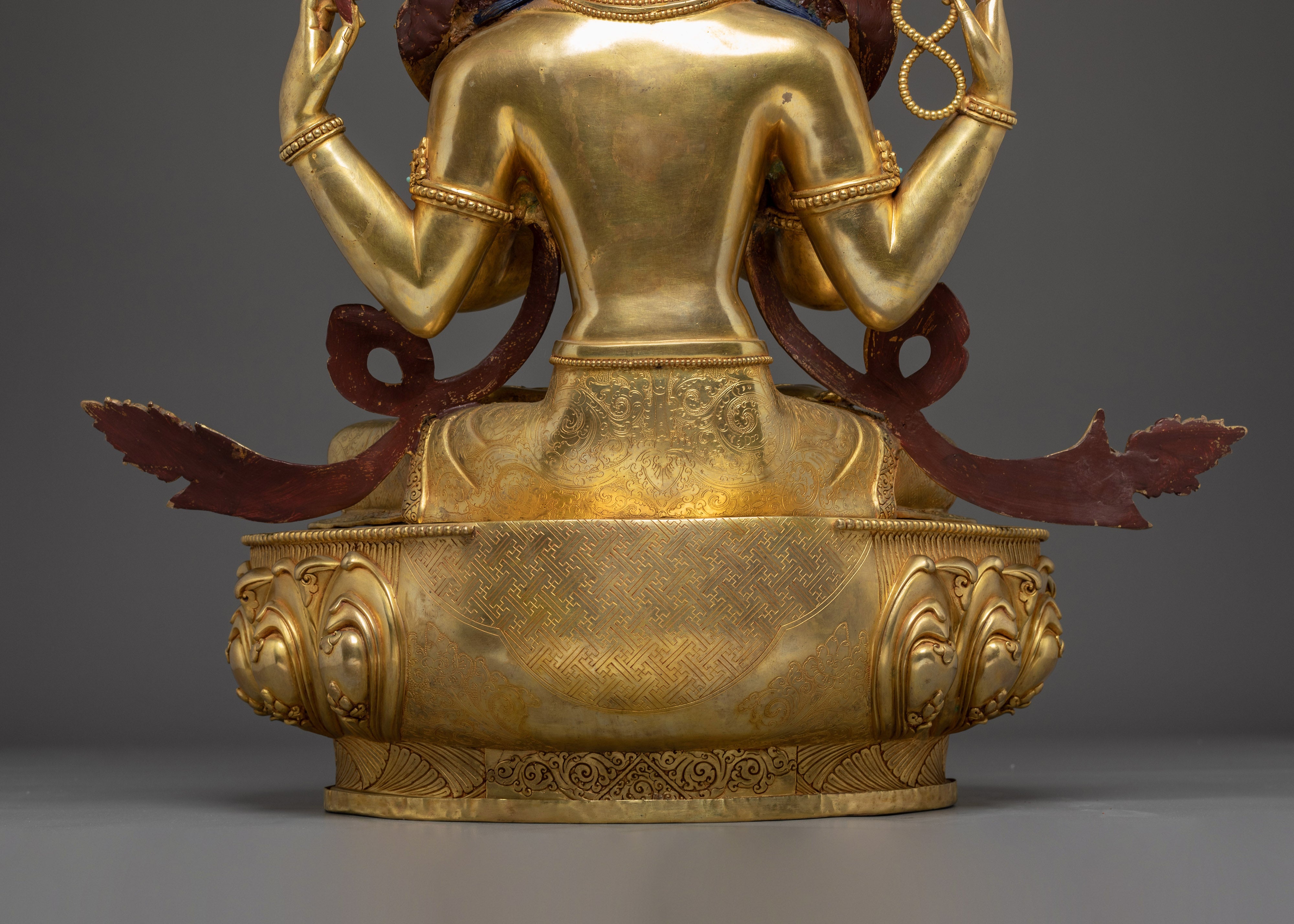 Chenrezig Sculpture: Lord of Compassion