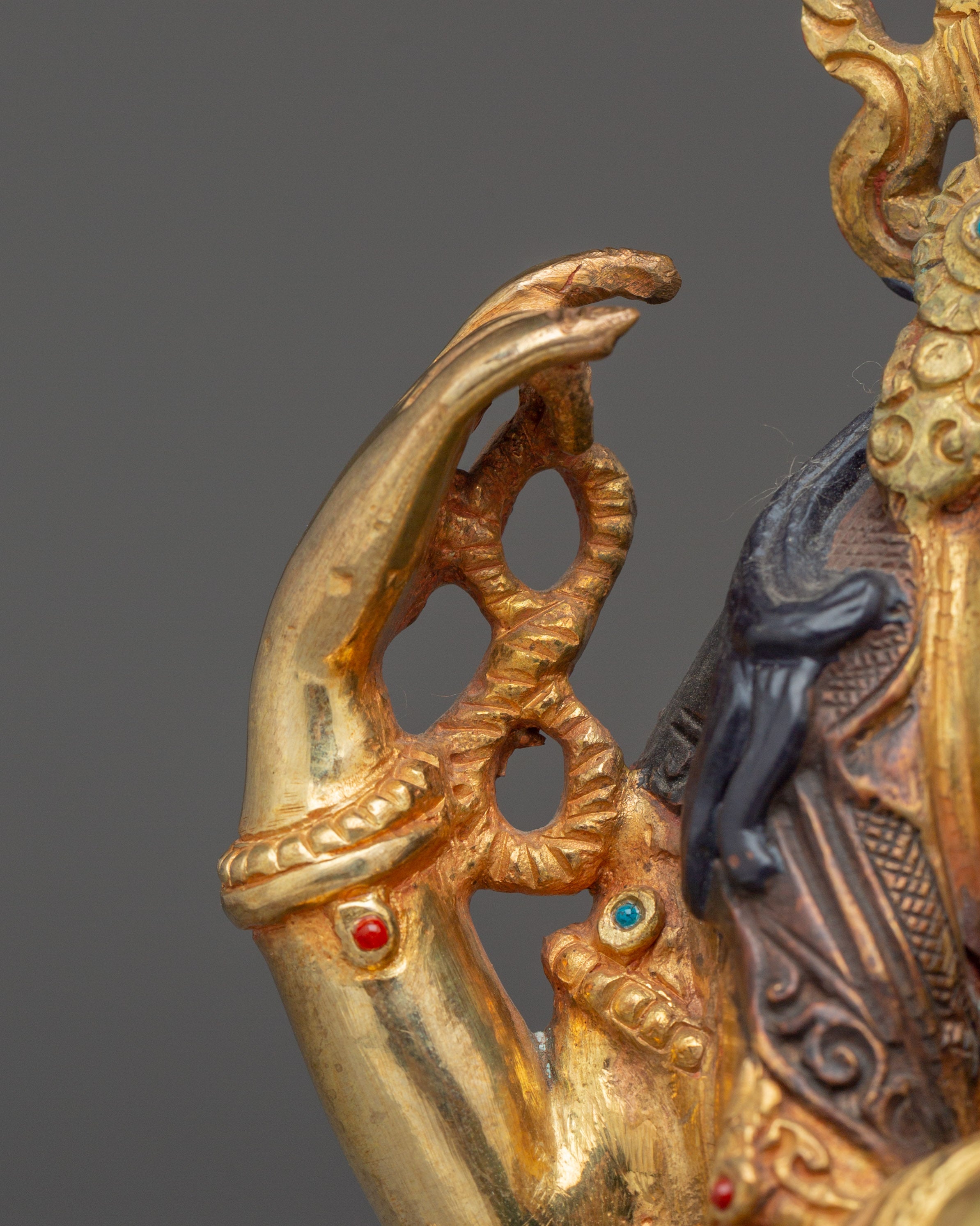 Statue of Chenrezig: The Bodhisattva of Compassion