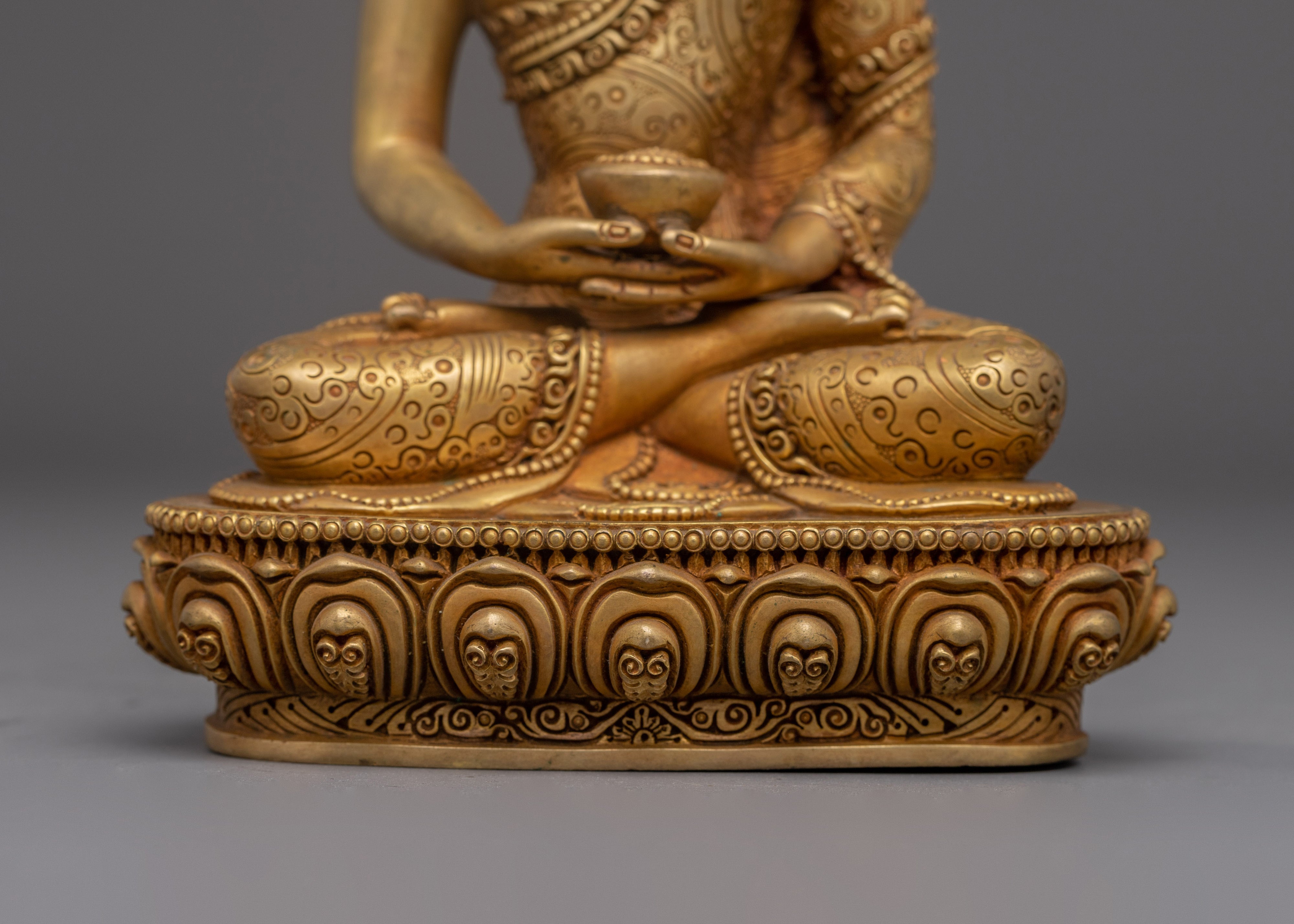 Amitabha Buddha Statue for Meditation Spaces