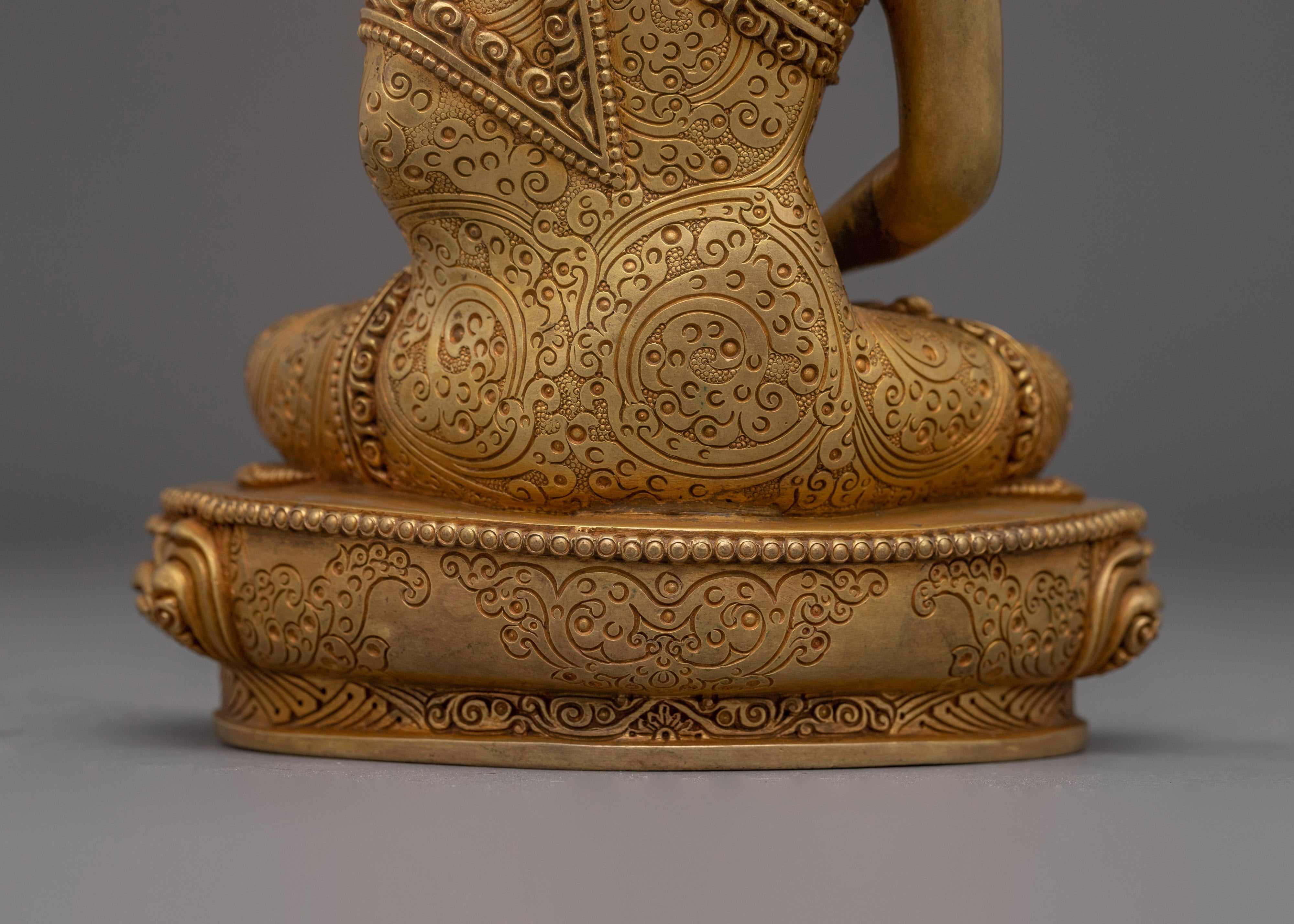 Amitabha Buddha Statue for Meditation Spaces