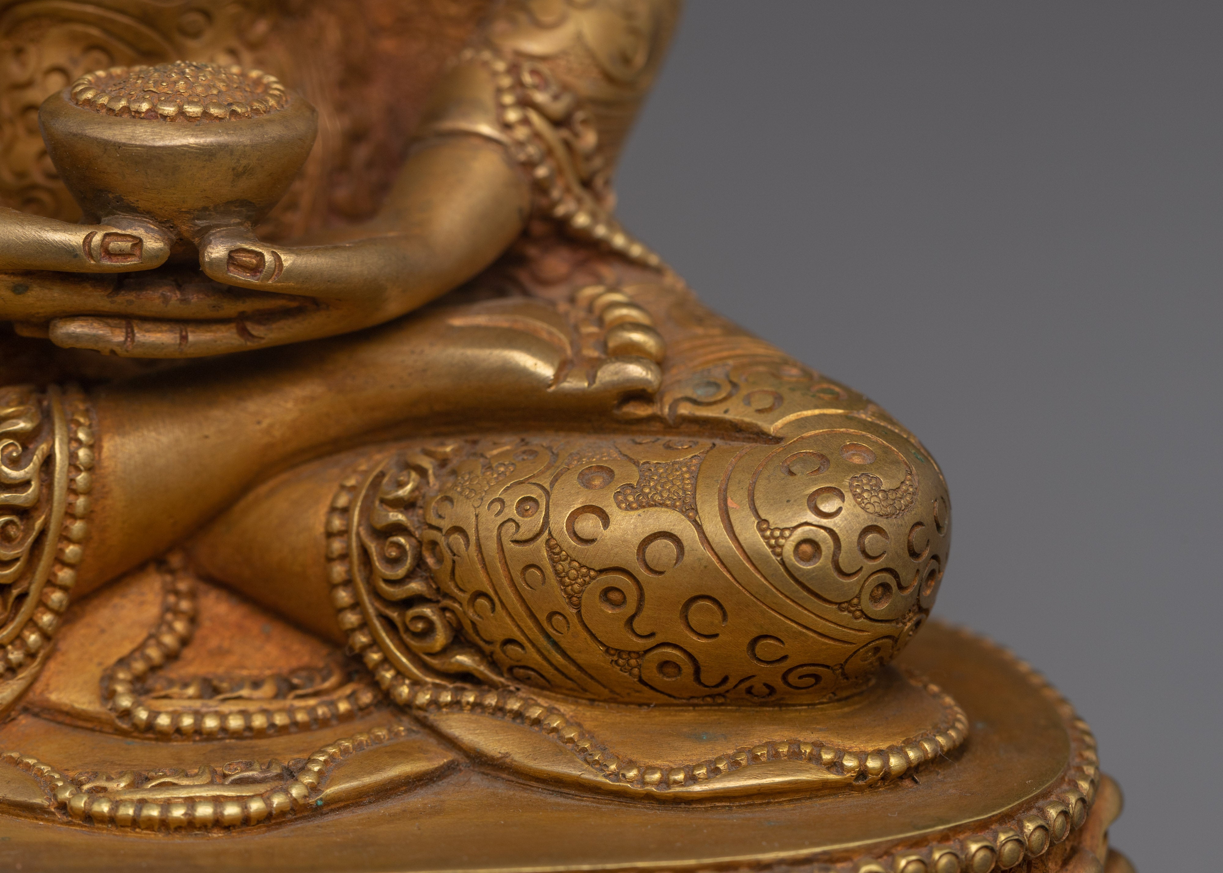 Amitabha Buddha Statue for Meditation Spaces