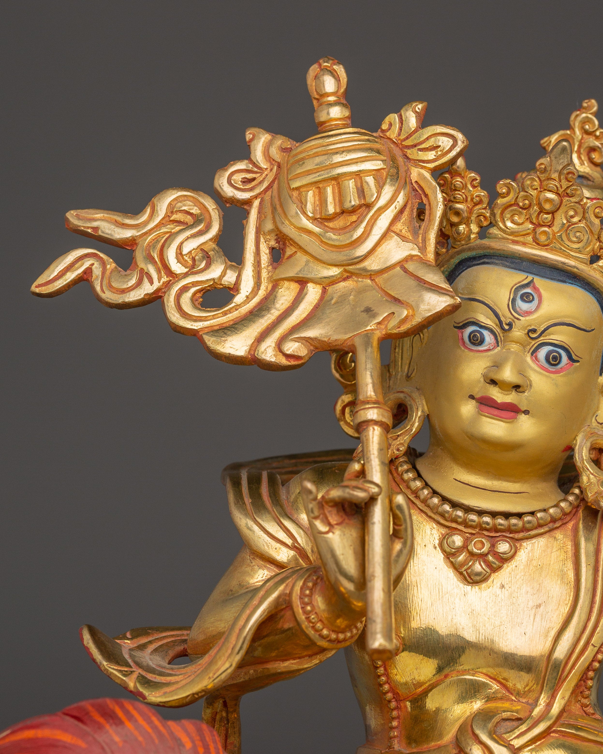 Namtoshe Sculpture: The Guardian of North