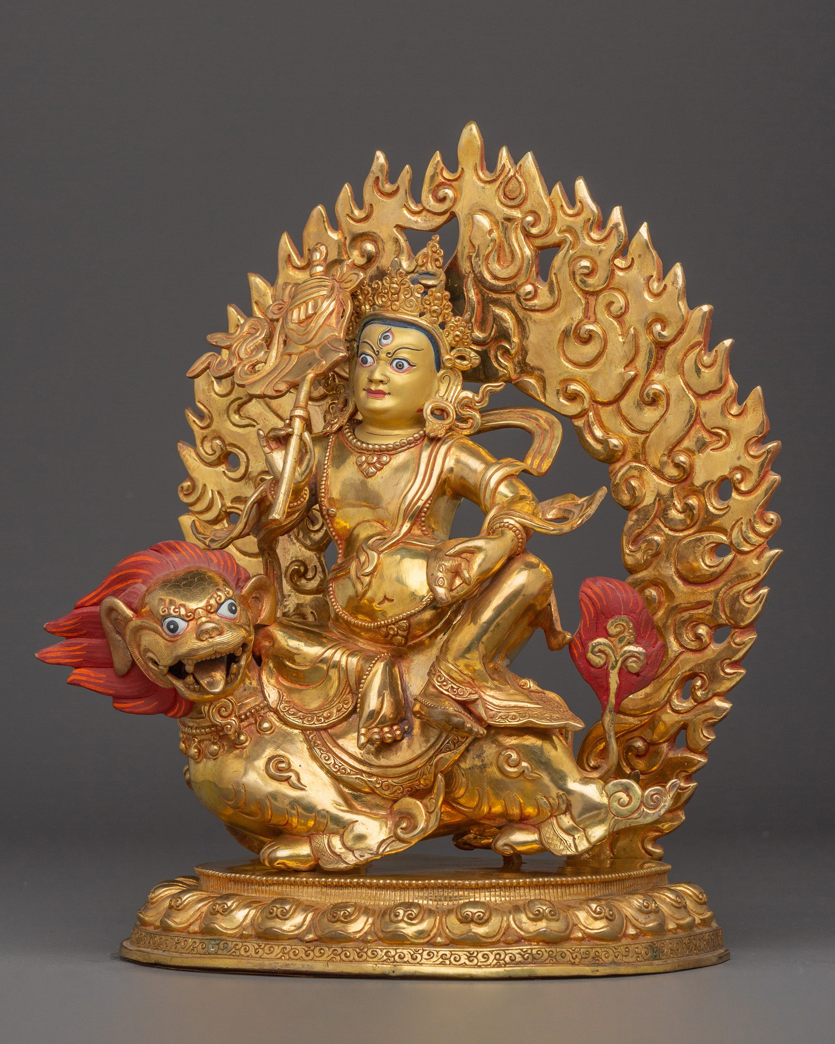 Namtoshe Sculpture: The Guardian of North