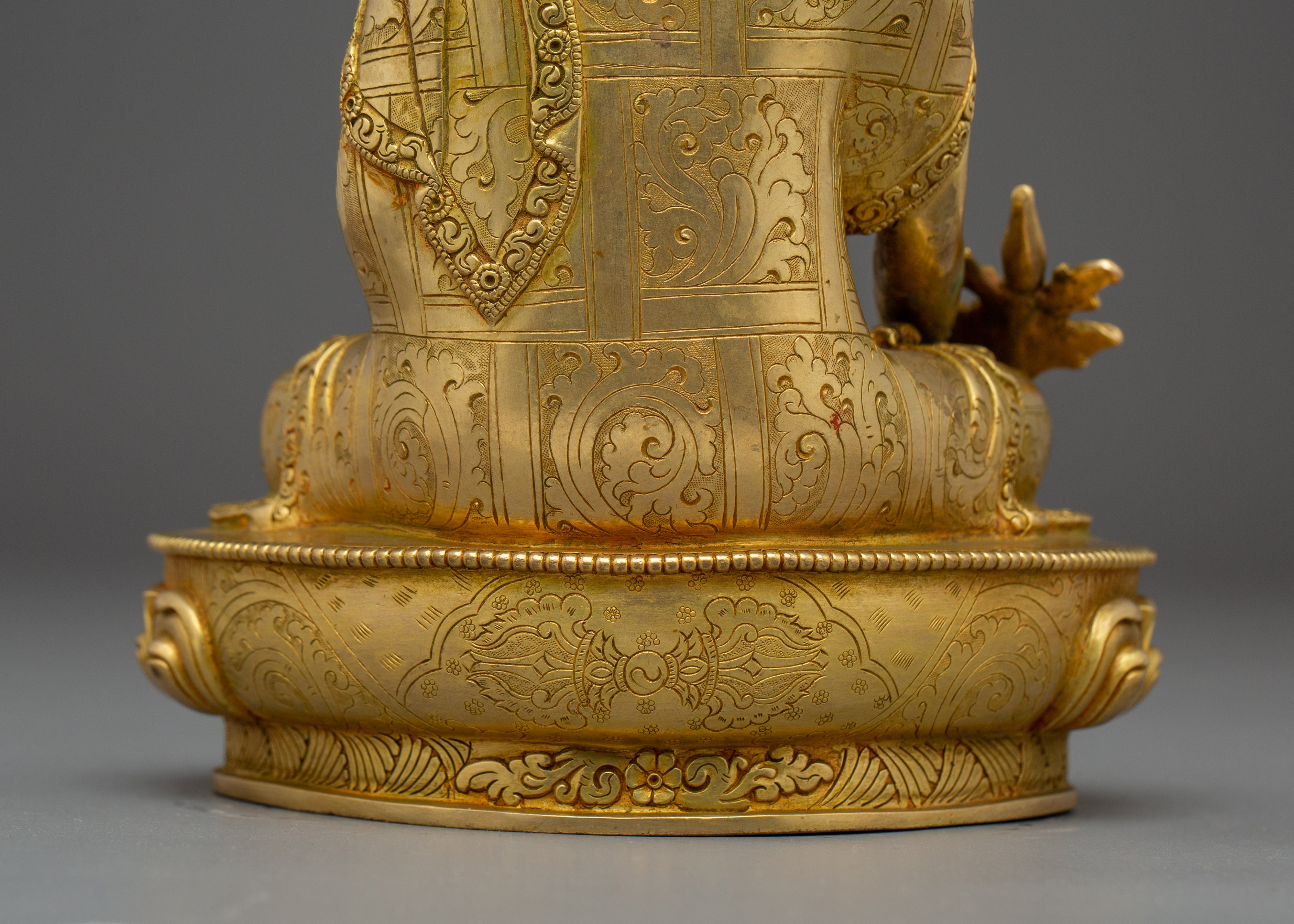 Medicine Buddha Statue: The Healing Master of the East