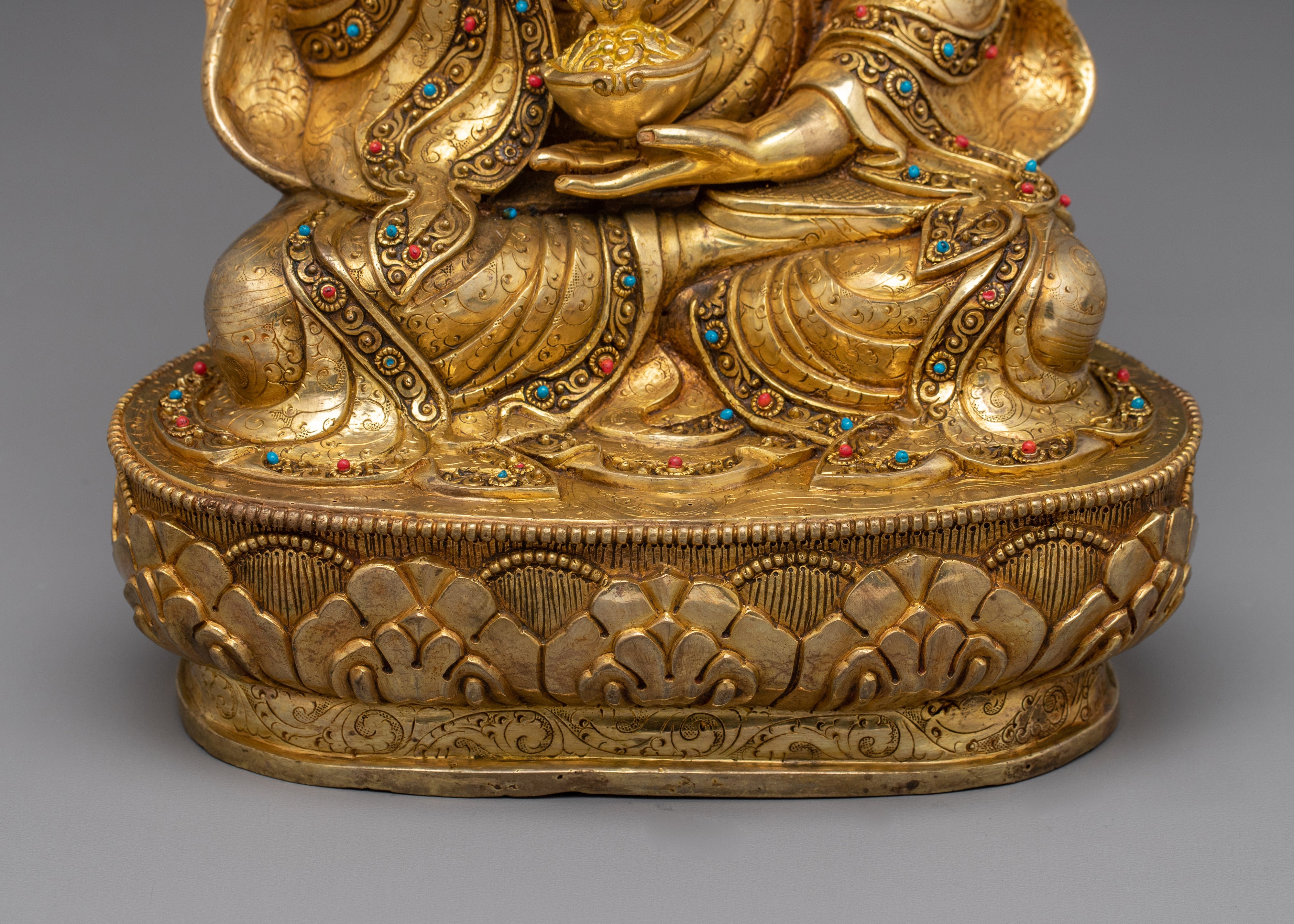 Guru Tsokye Dorje Art: Peaceful Form of Guru Rinpoche