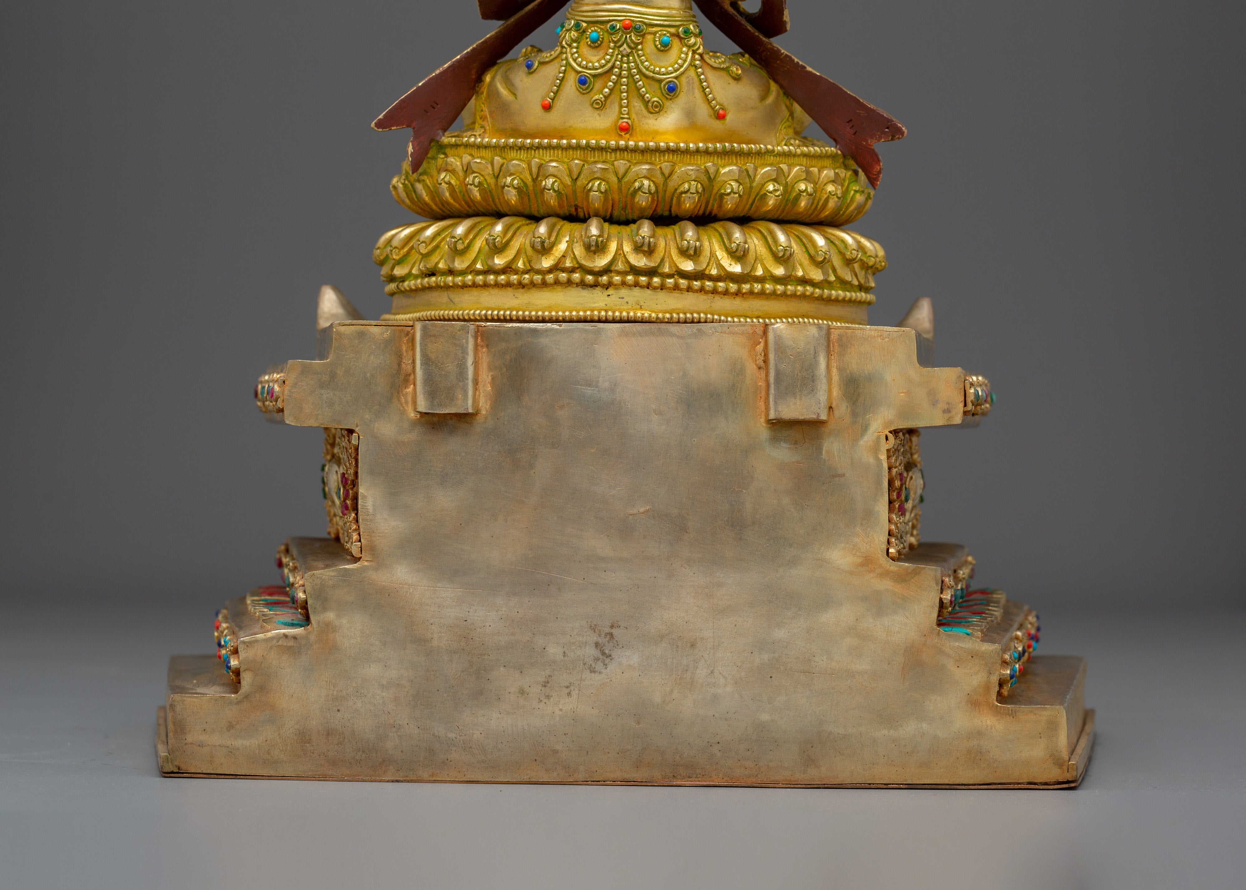 Golden Chenrezing Statue: Bodhisattva of Compassion