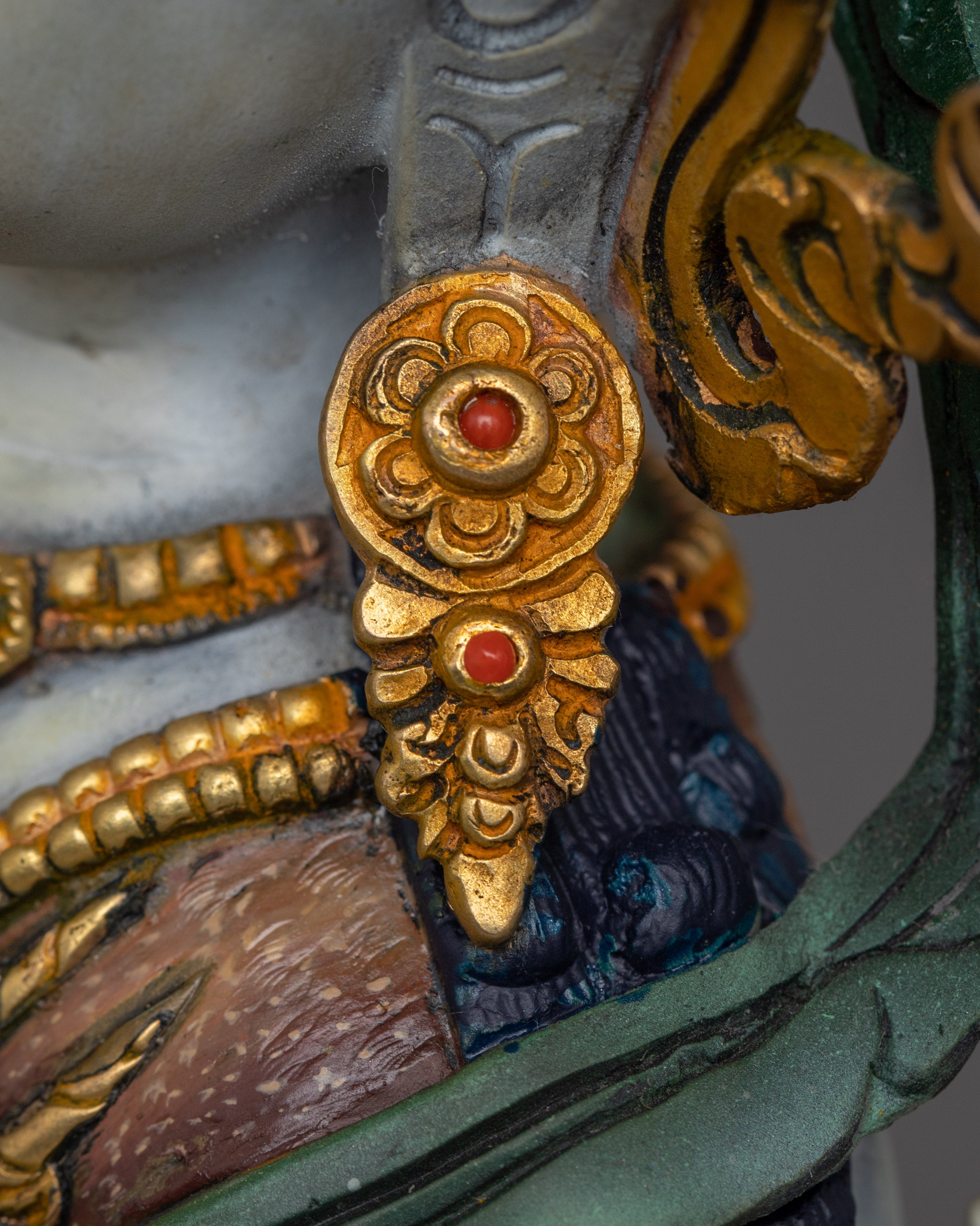 Chenrezig, Sacred Avalokiteshvara Idol | Gold Gilded Himalayan Art