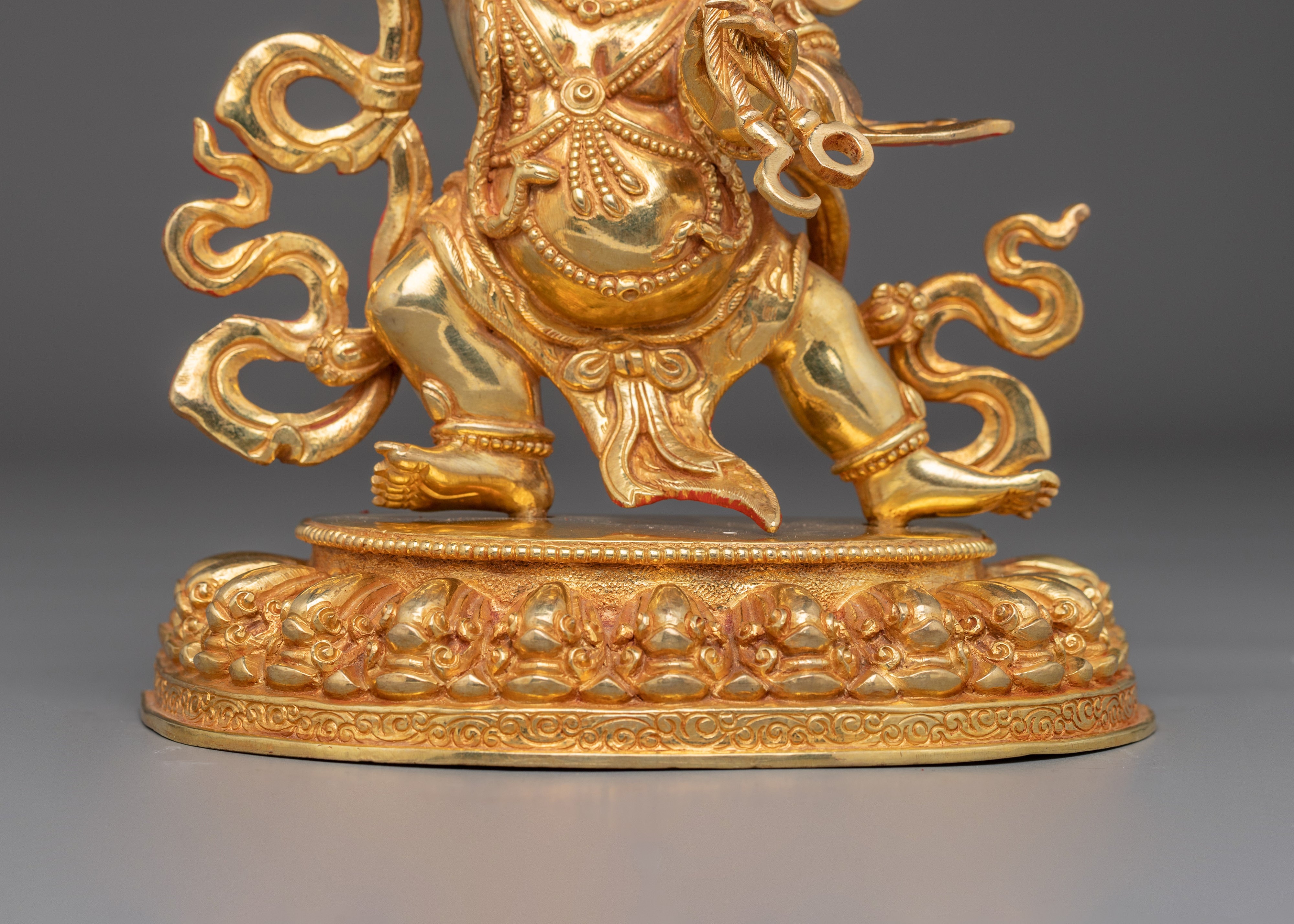 Wrathful Vajrapani Statue: The Protector of Buddha