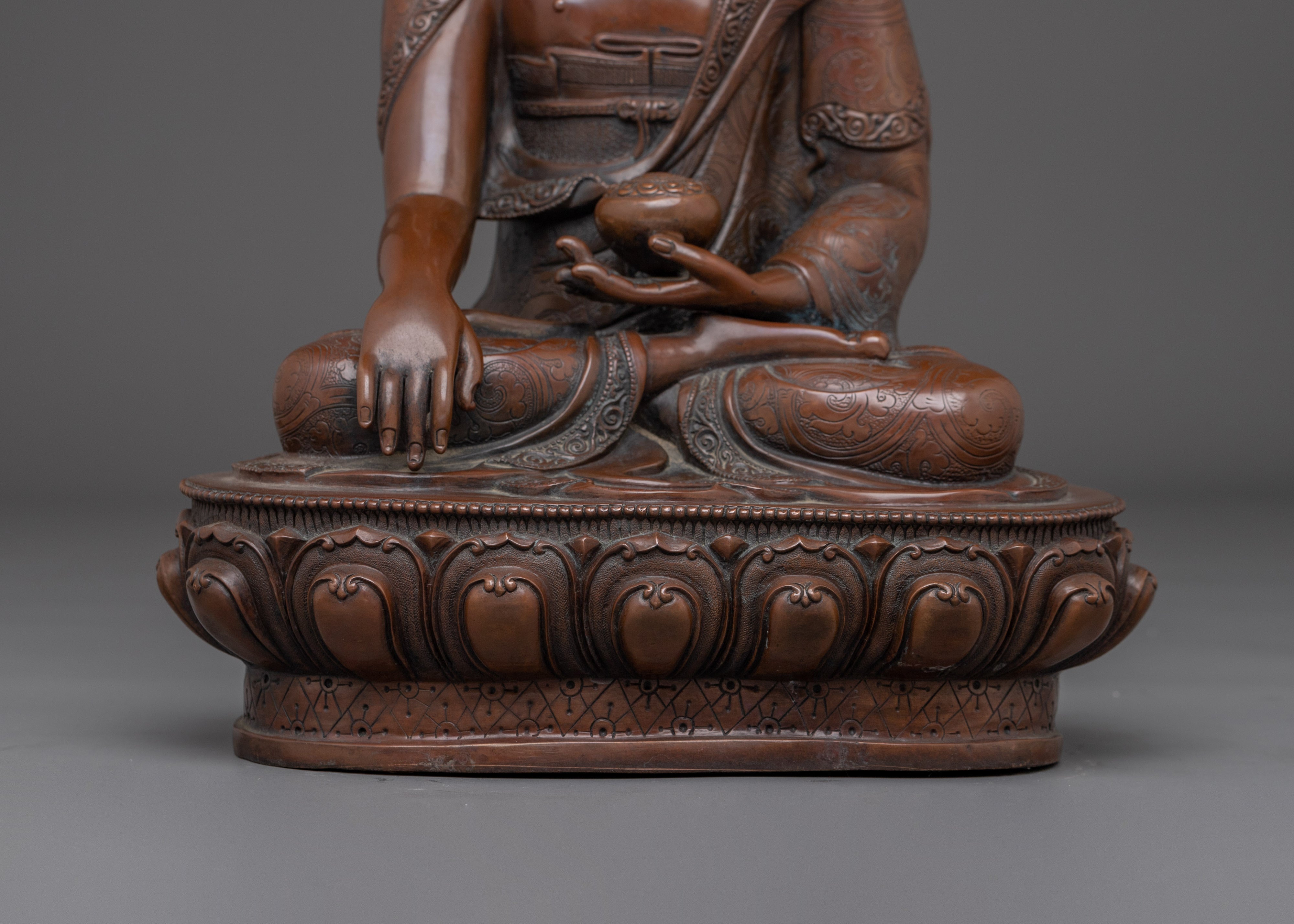 Lotus Seated Shakyamuni Buddha: Enlightened Sage