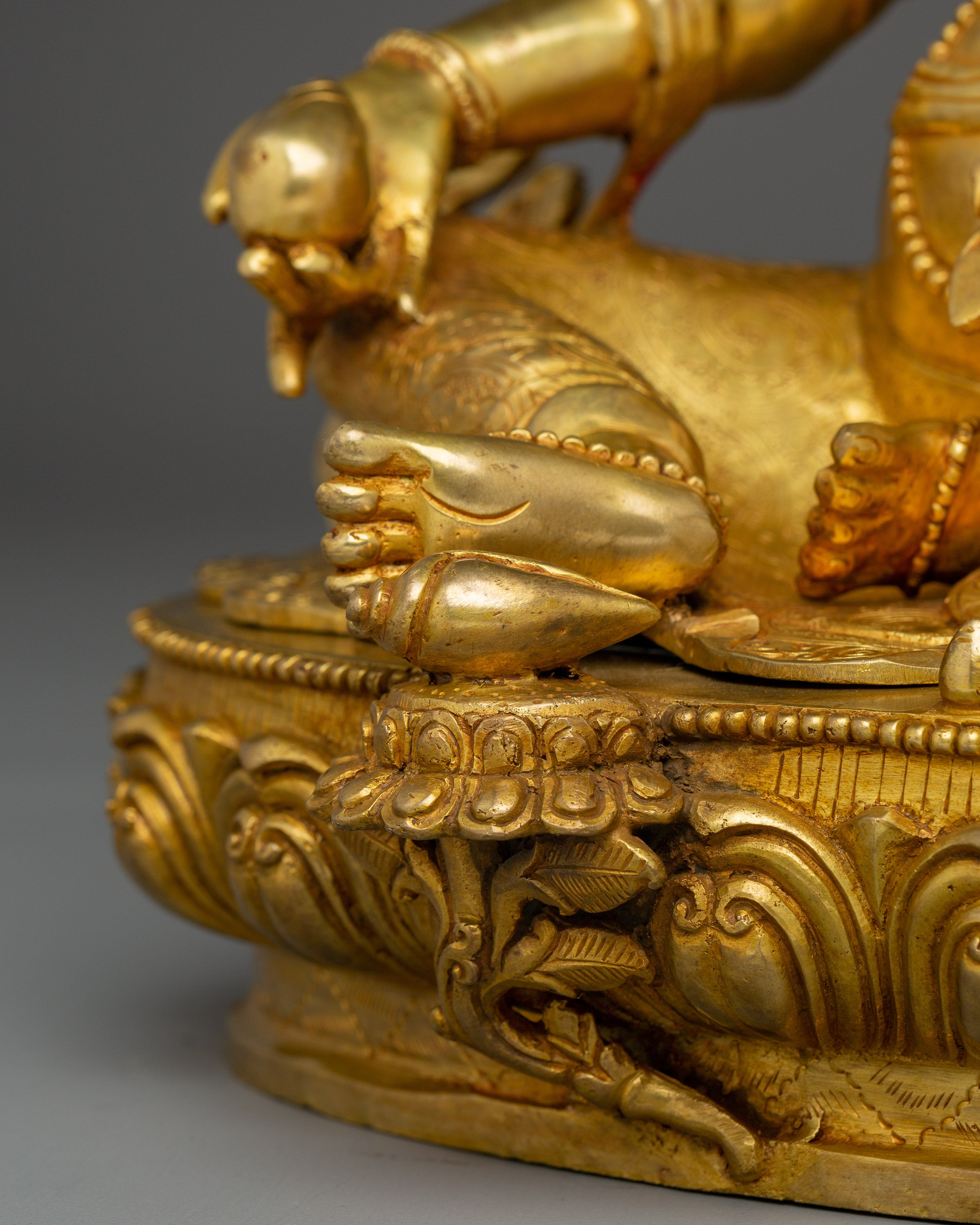 Radiant Dzambhala Statue: The Lord of Wealth