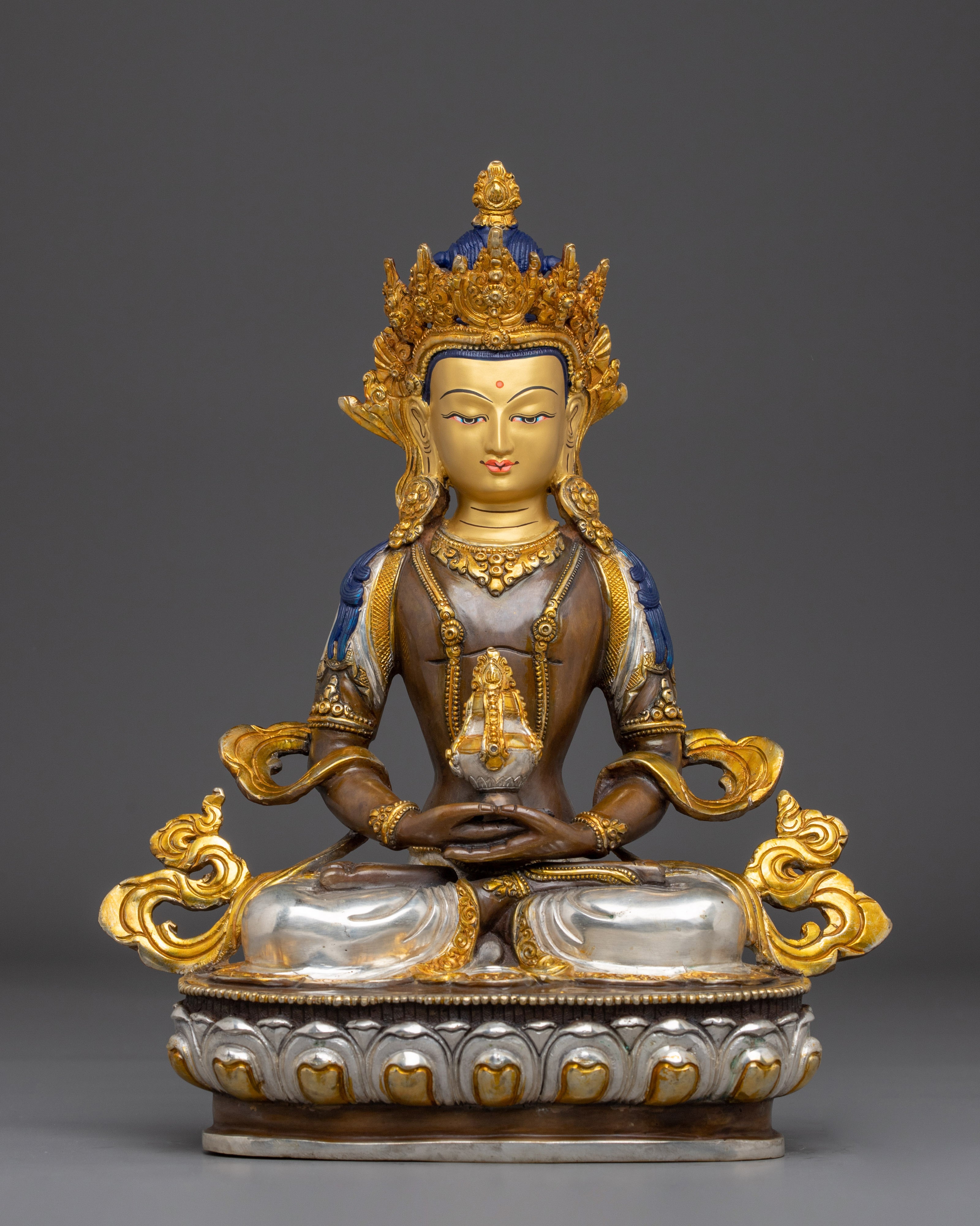 Golden Artwork of Amitayus Bodhisattva for Spirituality
