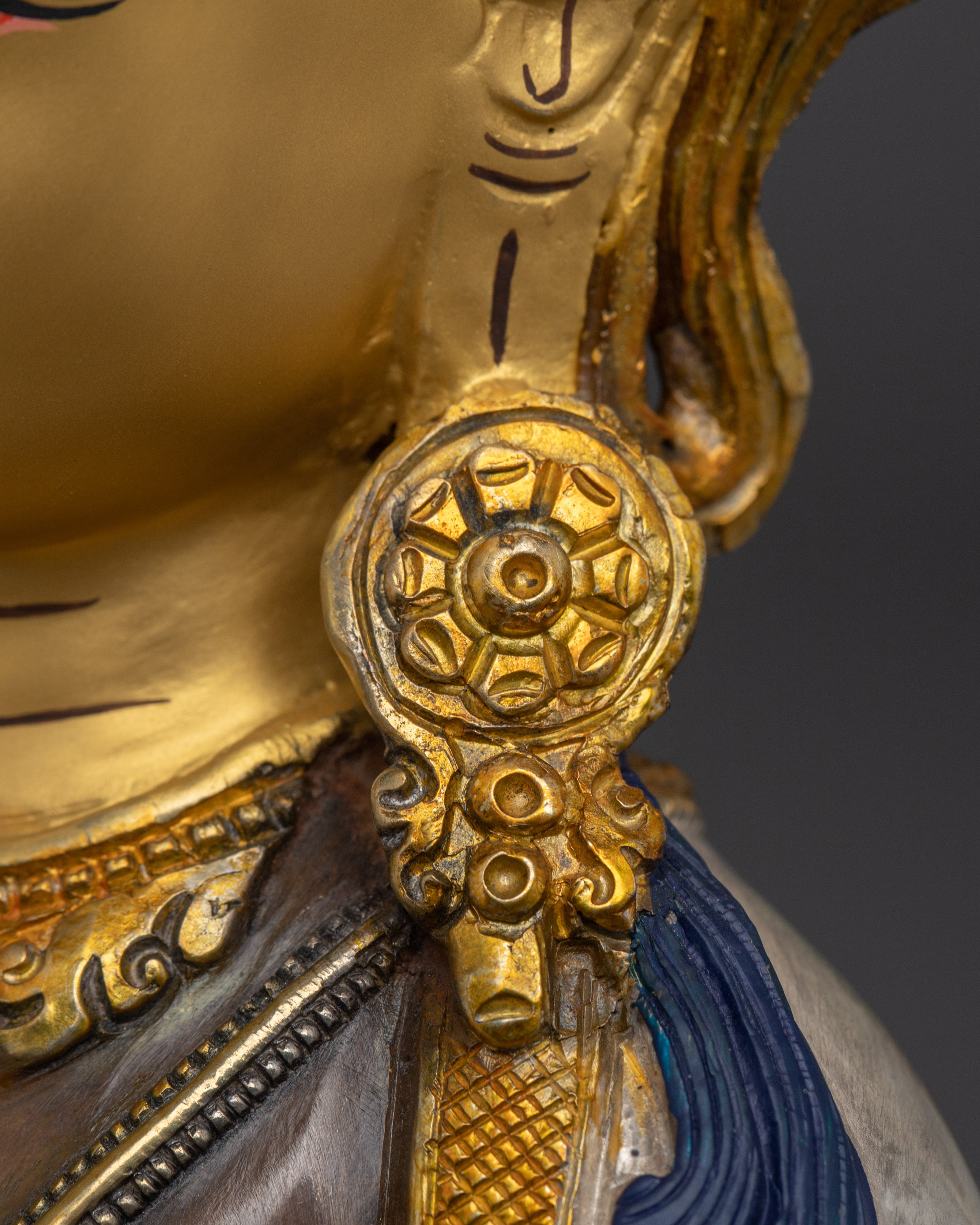 Golden Artwork of Amitayus Bodhisattva for Spirituality