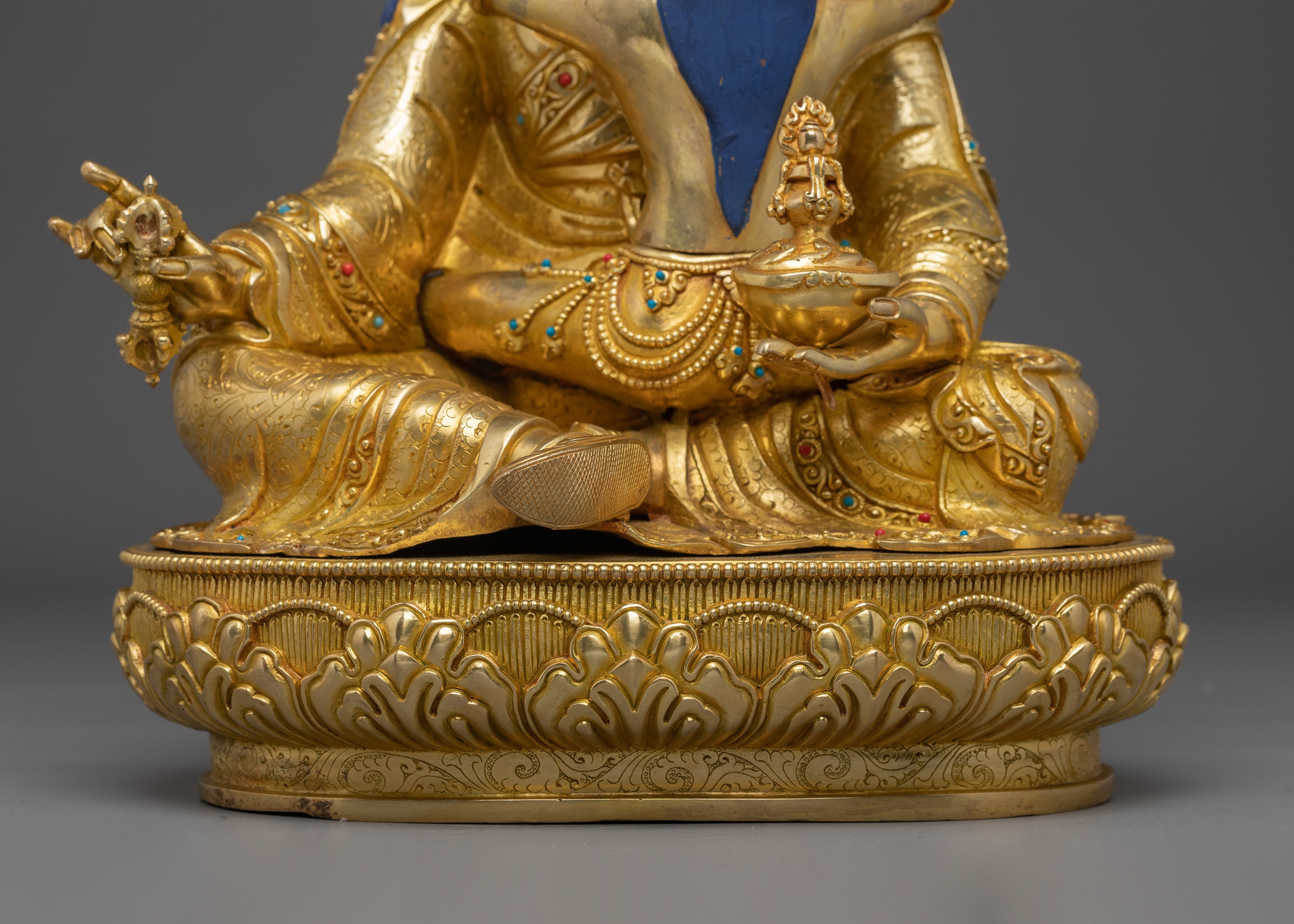 15.75 Inches Guru rinpoche with Consort Statue | Nepali Gold Gilded Art