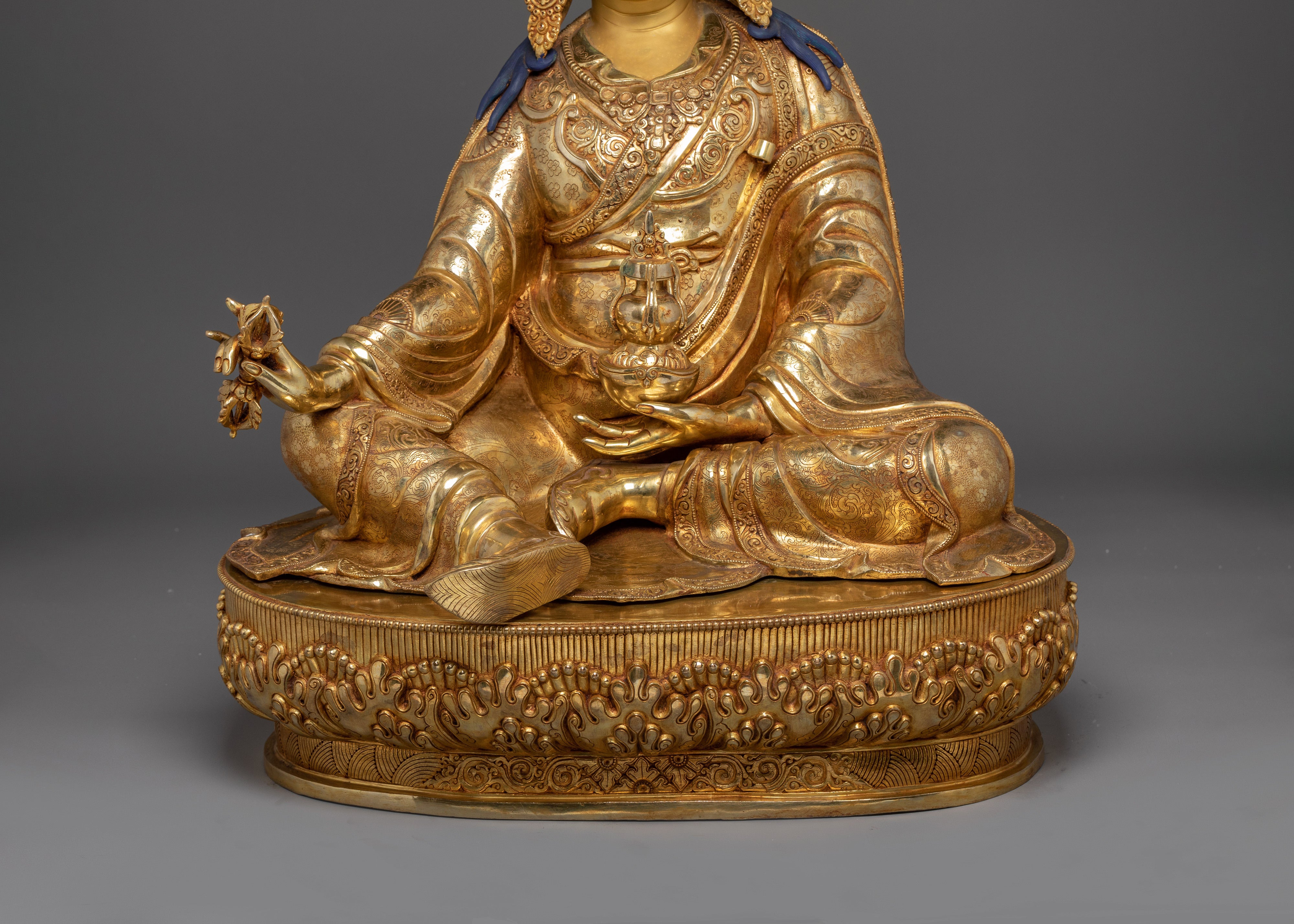 Statue of Guru Rinpoche: Tibetan Vajra Master
