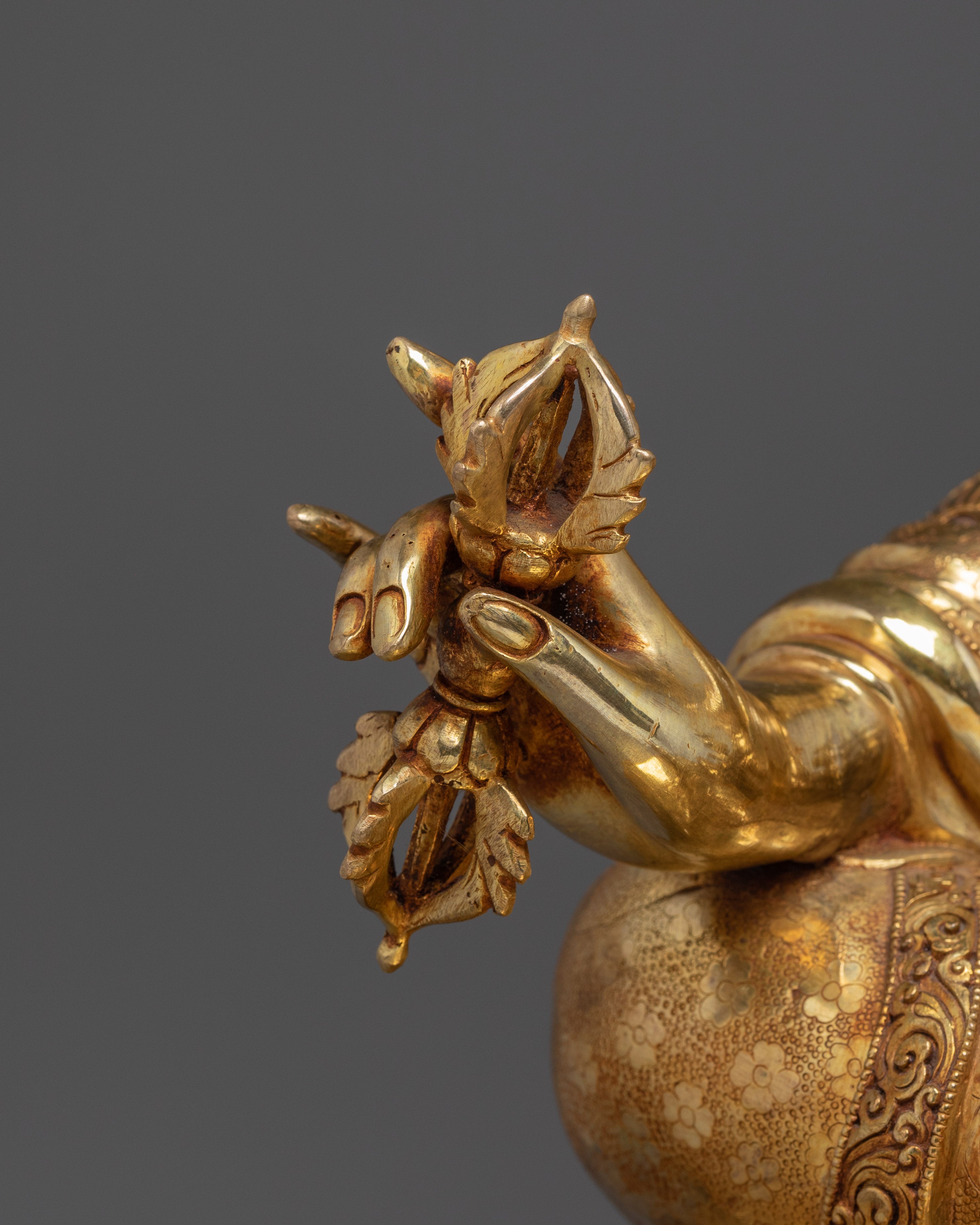 Statue of Guru Rinpoche: Tibetan Vajra Master