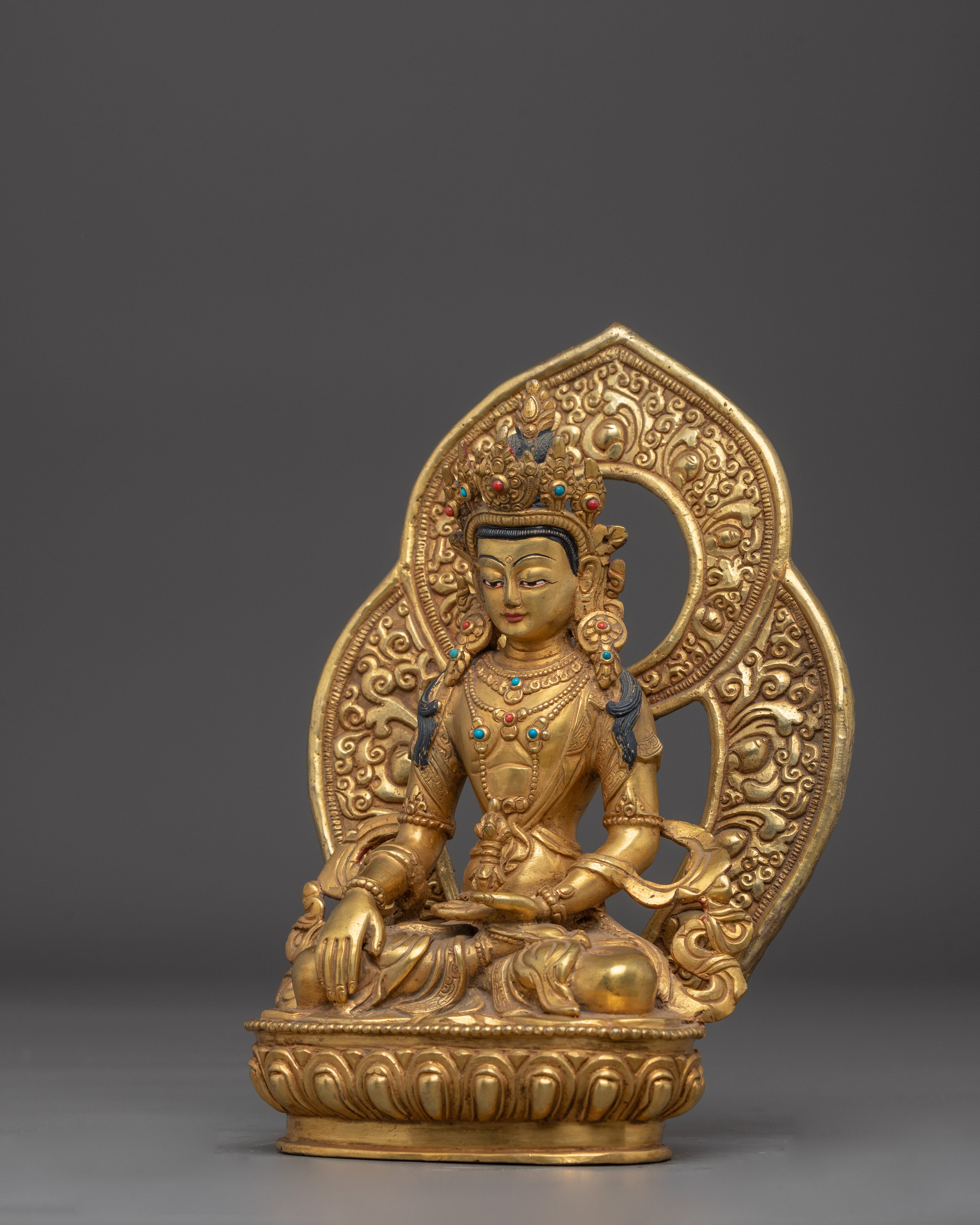 Mitrugpa Himalayan Statue: Akshobhya Buddha Artwork