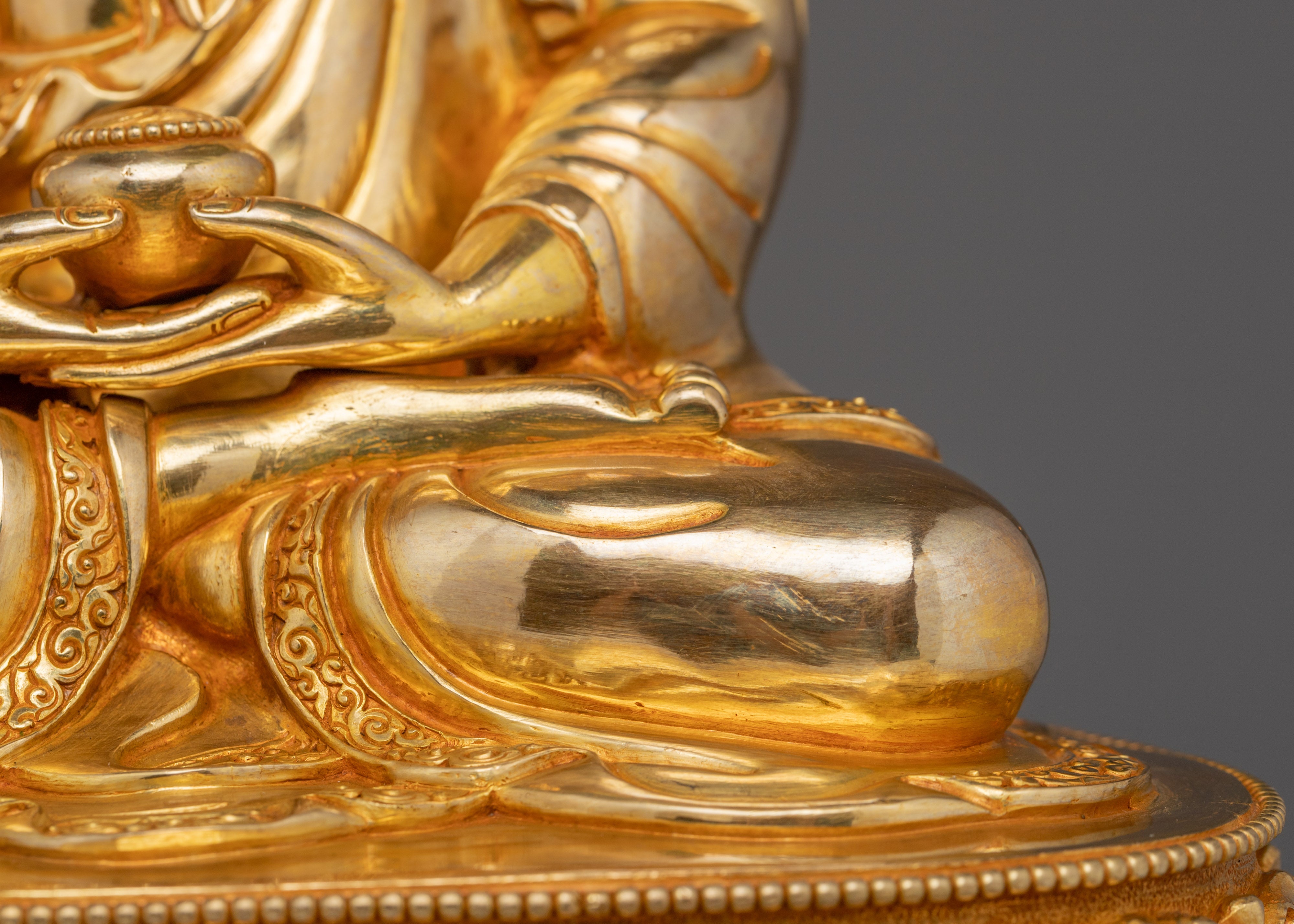 Sacred Amitabha Buddha Statue: The Buddha of Boundless Light