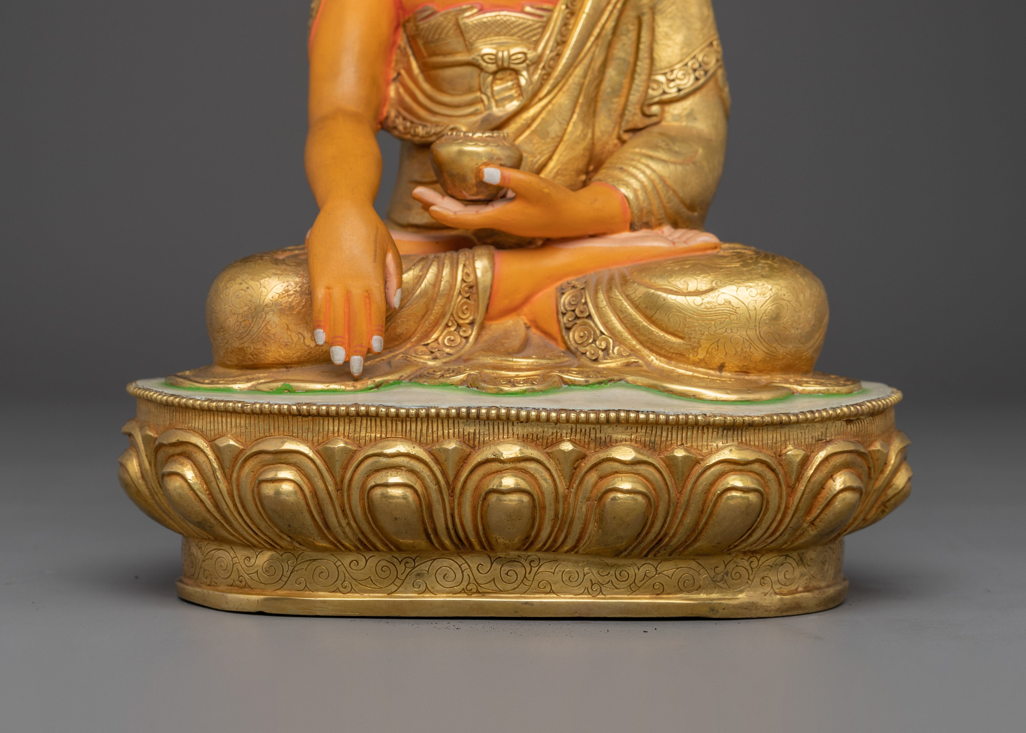 Shakyamuni Buddha Sculpture: The Enlightened One