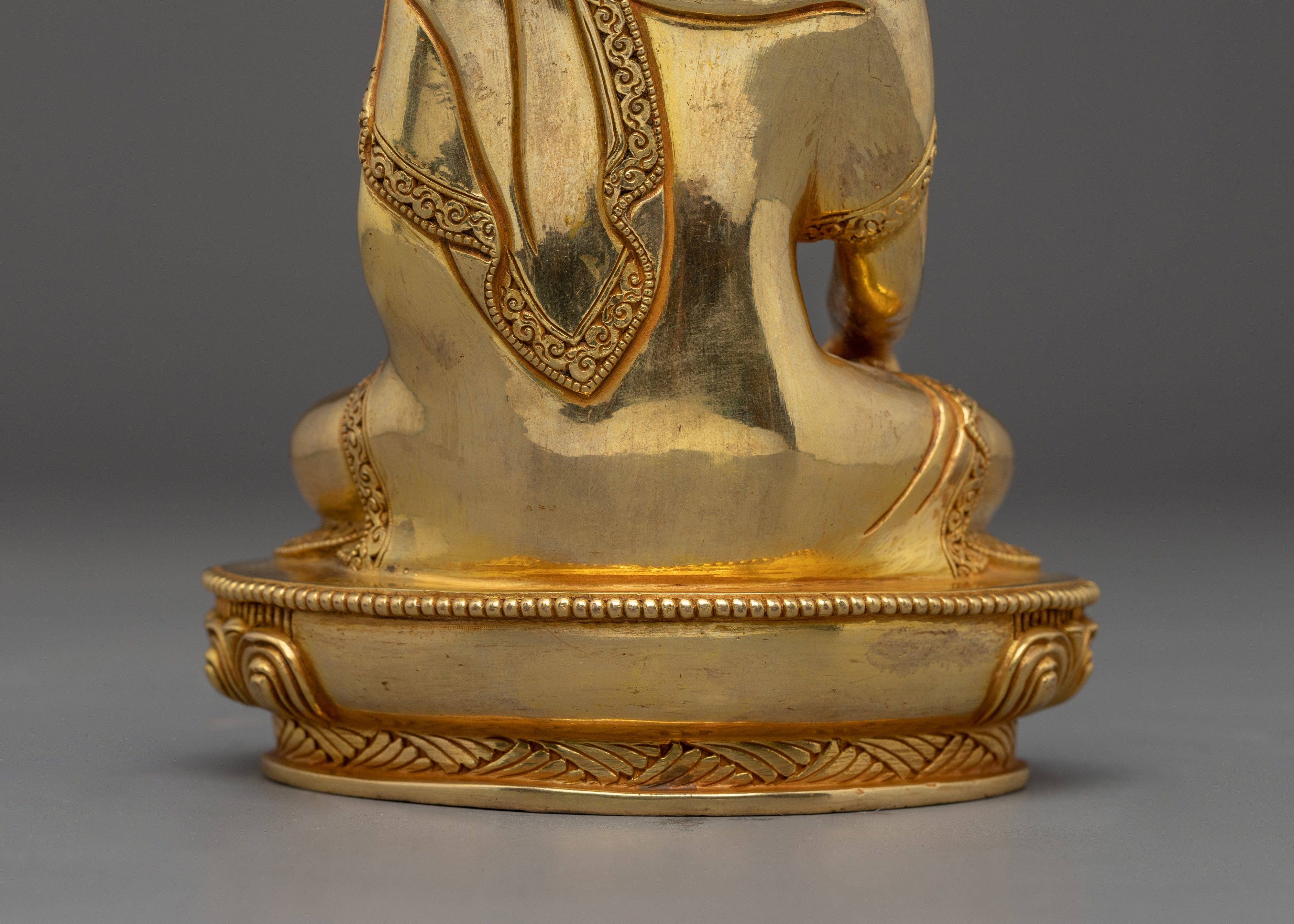 Shakyamuni Buddha Statue: Teacher of Dharma