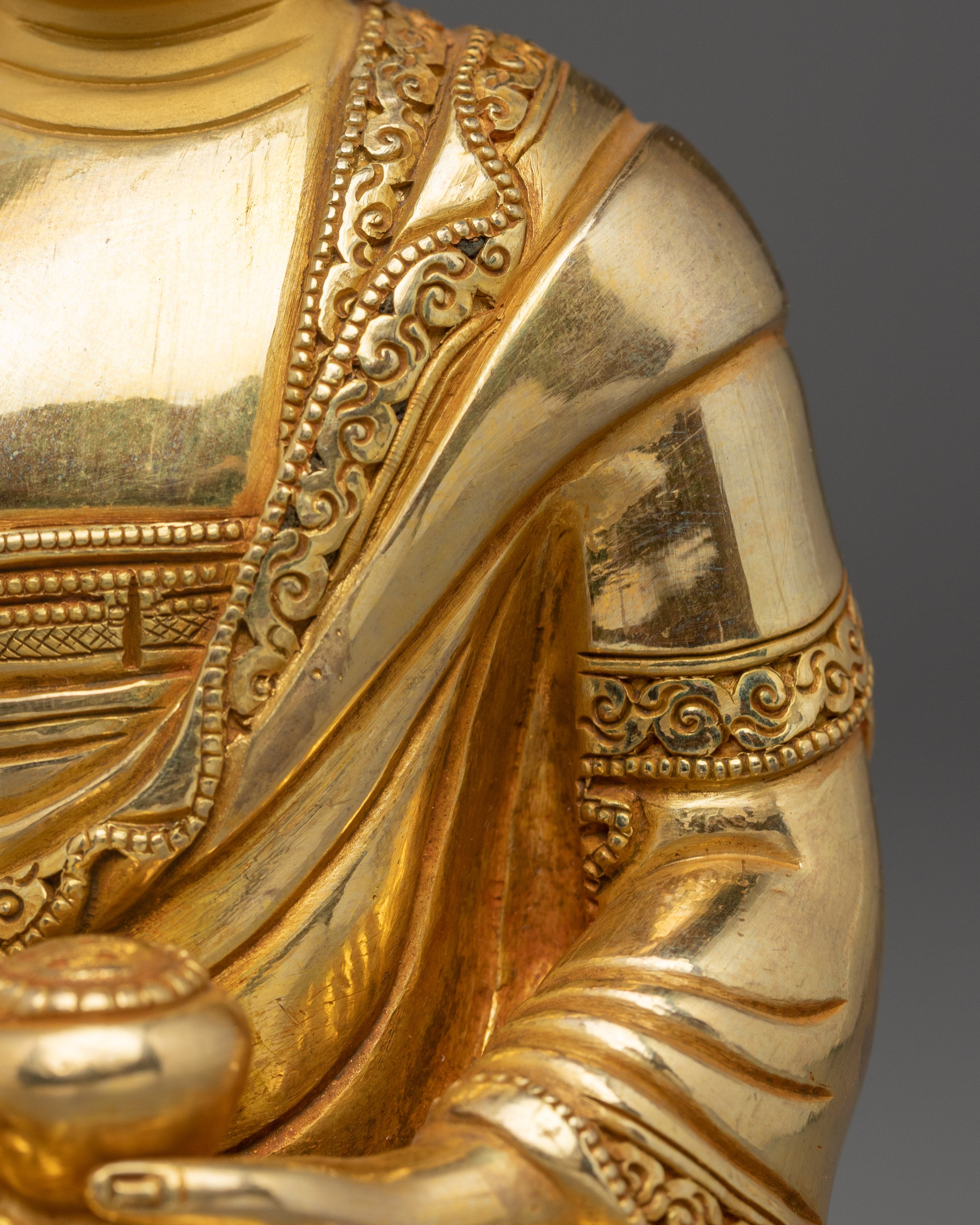 Shakyamuni Buddha Statue: Teacher of Dharma