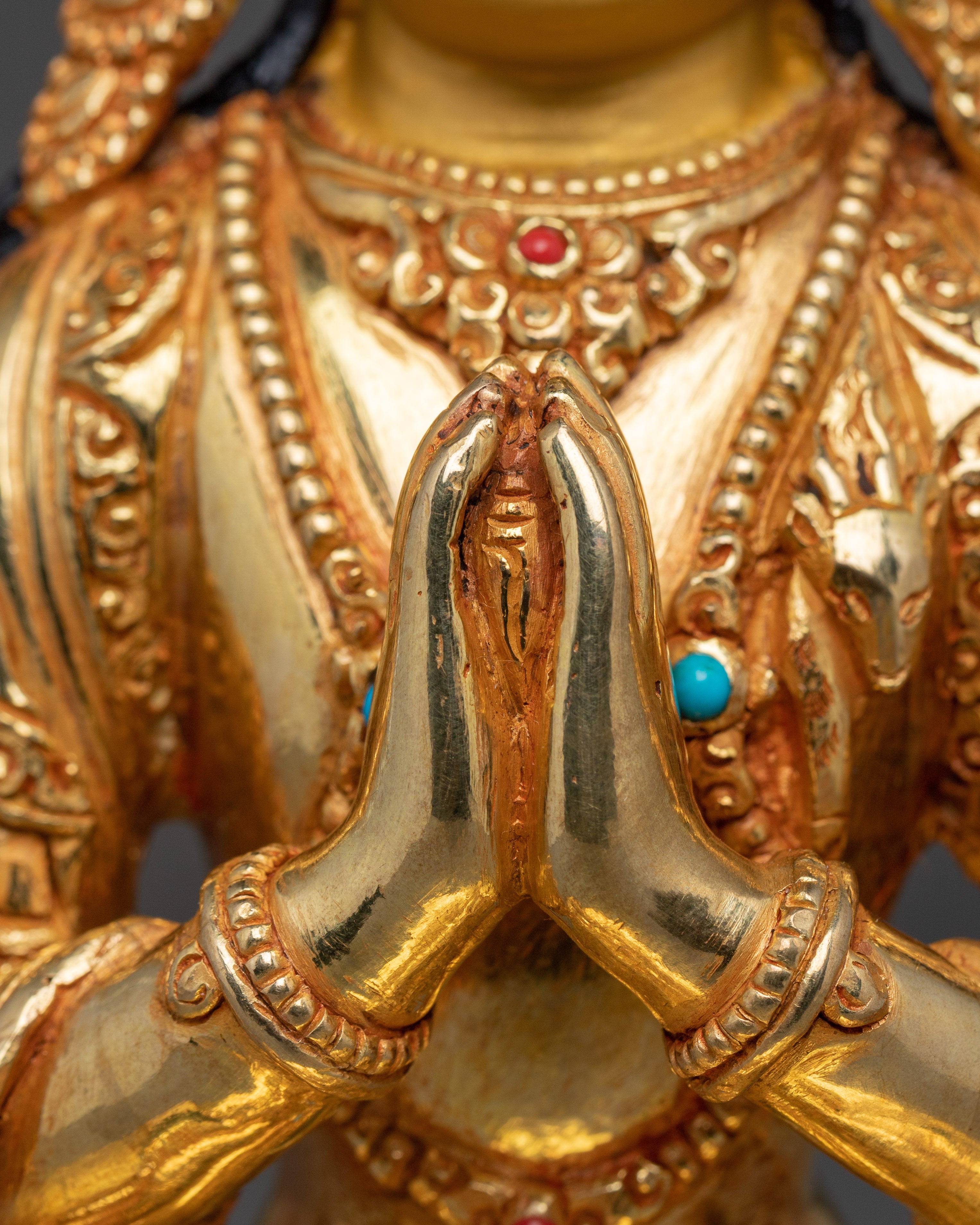 Golden Chenrezig Statue: Bodhisattva of Wisdom