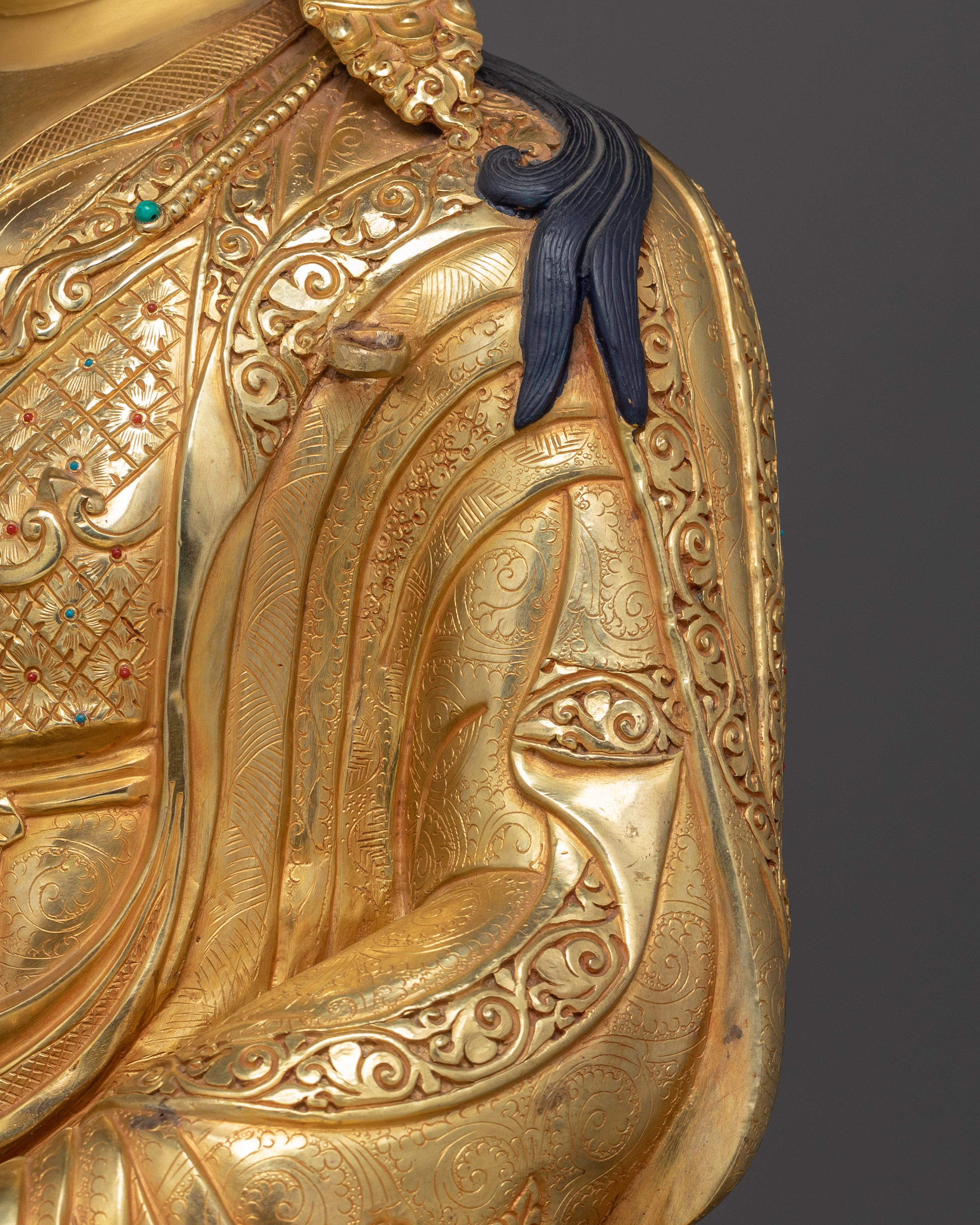 Statue of Vajra Master Guru Rinpoche | Padmasambhava Golden Sculpture