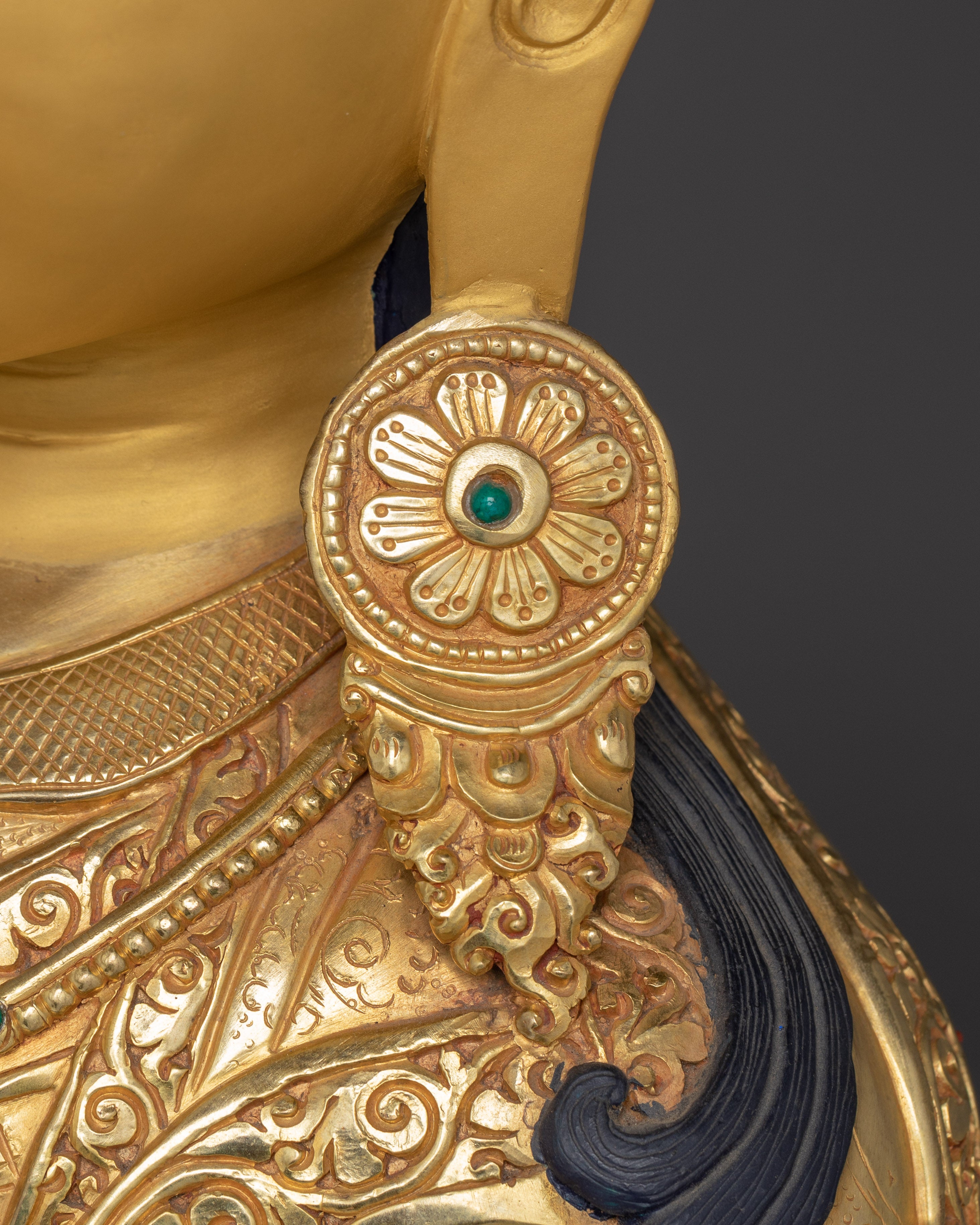 Statue of Vajra Master Guru Rinpoche | Padmasambhava Golden Sculpture