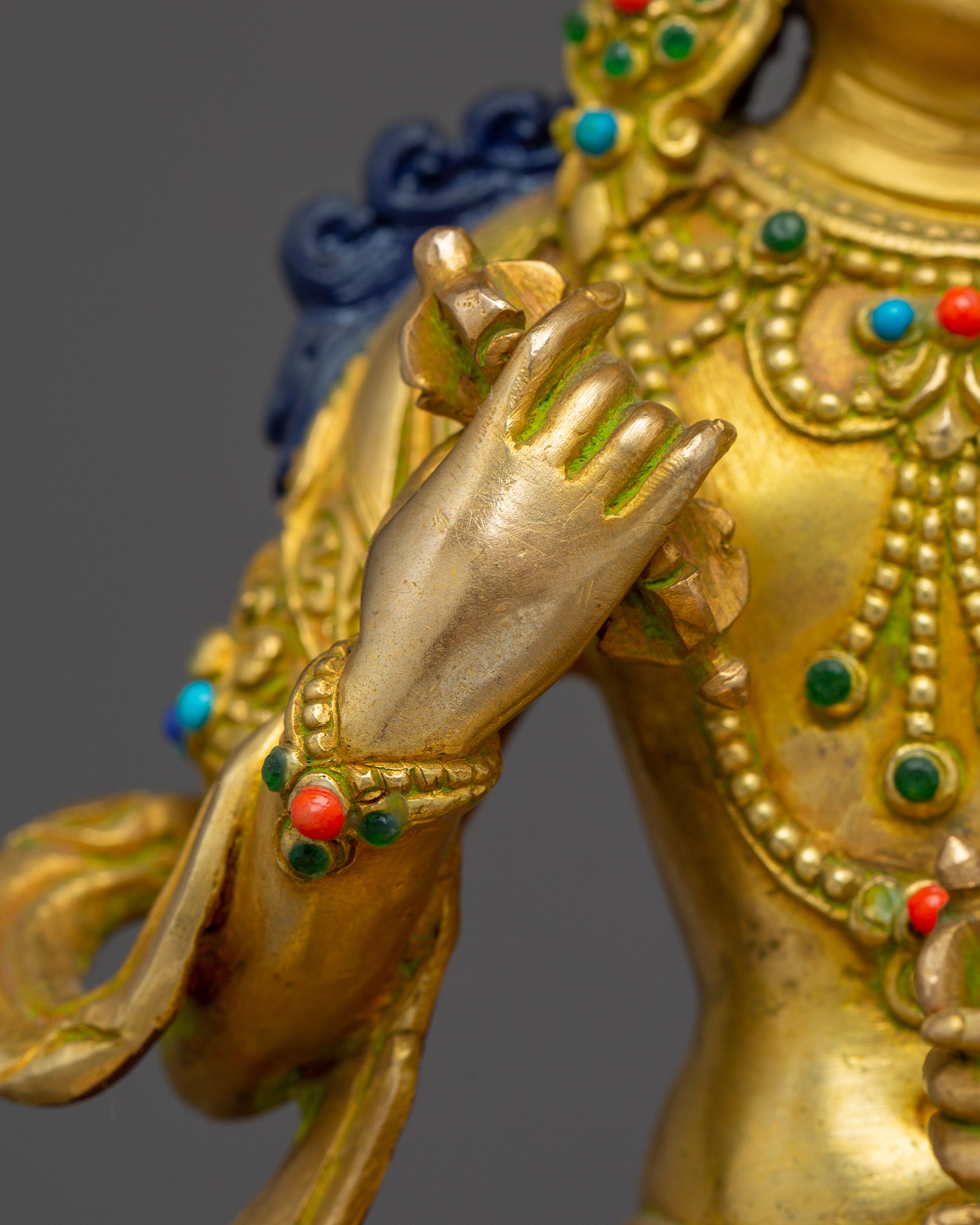 Majestic Statue of Vajrasattva: Karma Purifier Deity