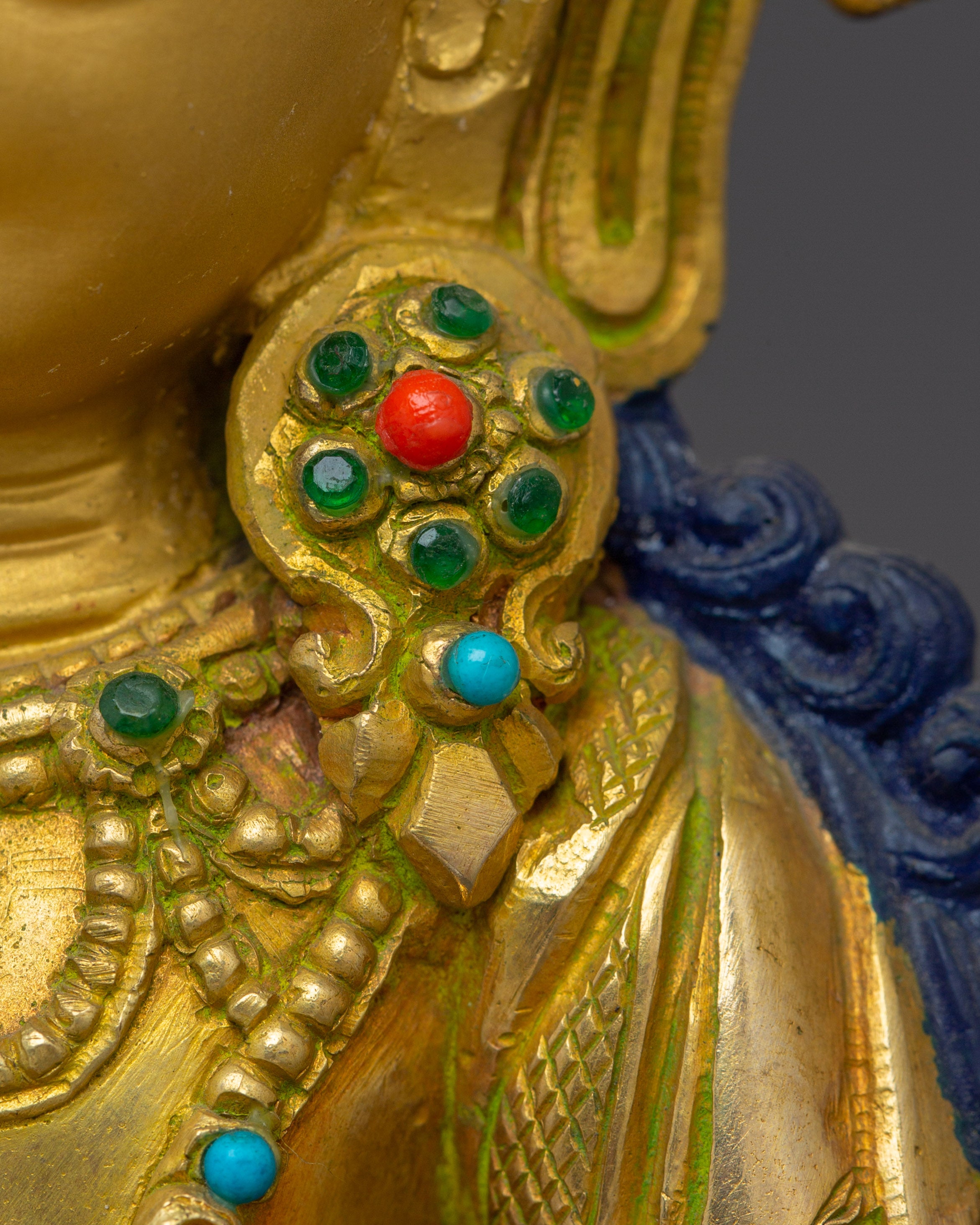 Majestic Statue of Vajrasattva: Karma Purifier Deity