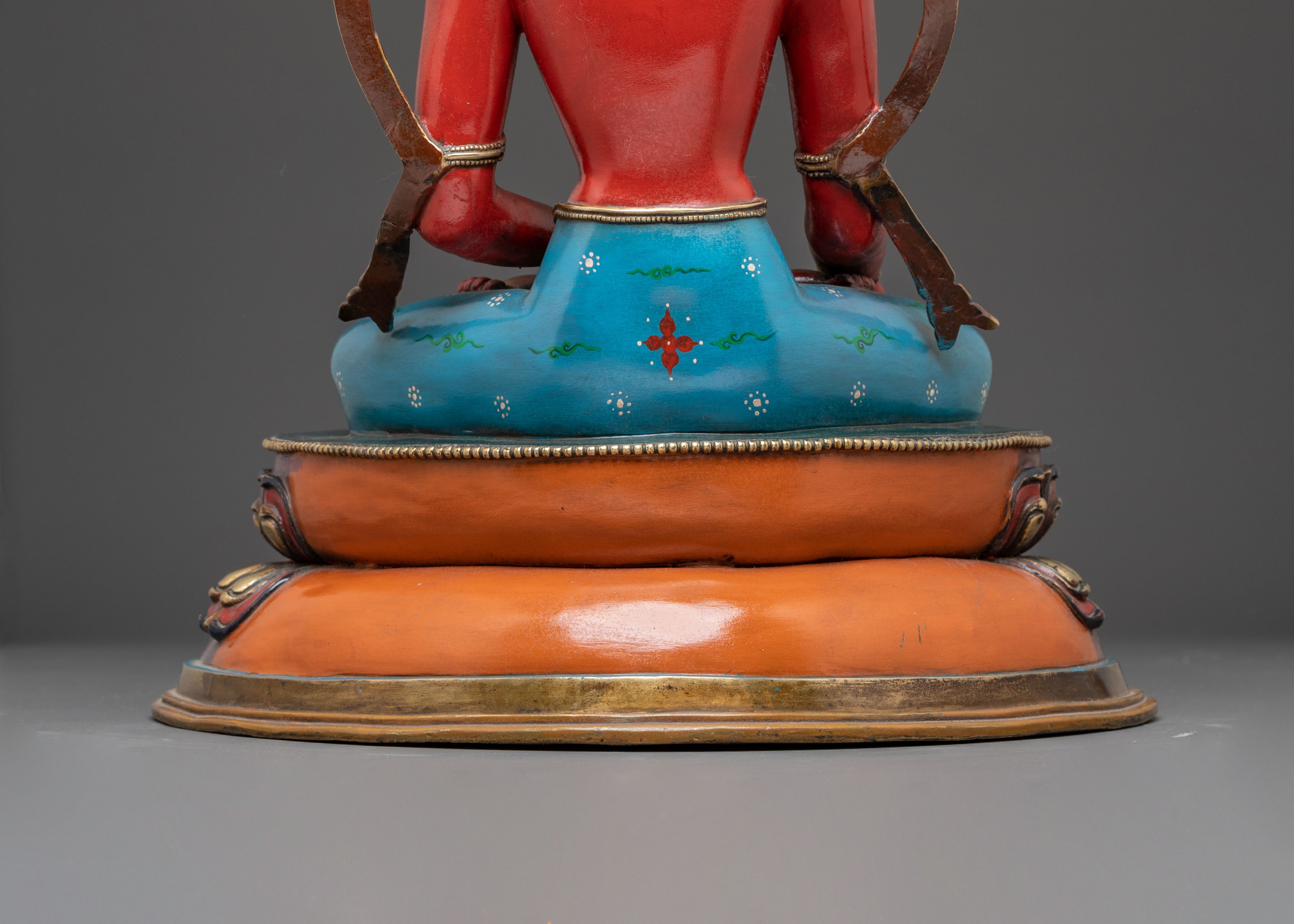 Traditional Shakyamuni Buddha Artwork - Handmade Statue