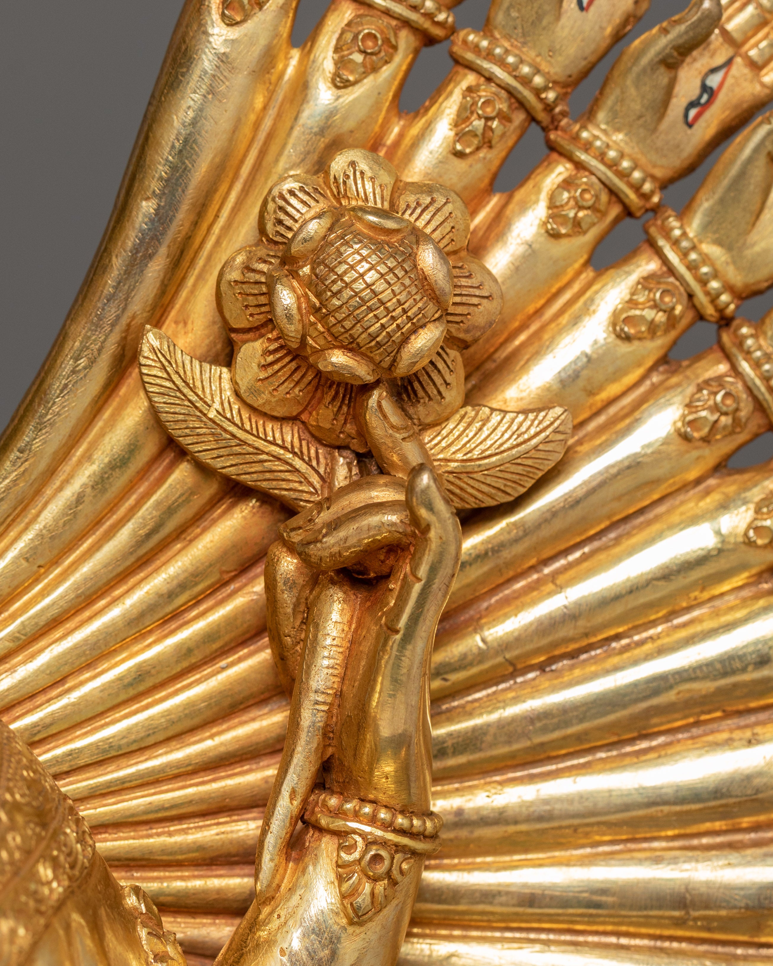 Divine Bodhisattva 1000 Armed Chenrezig Statue