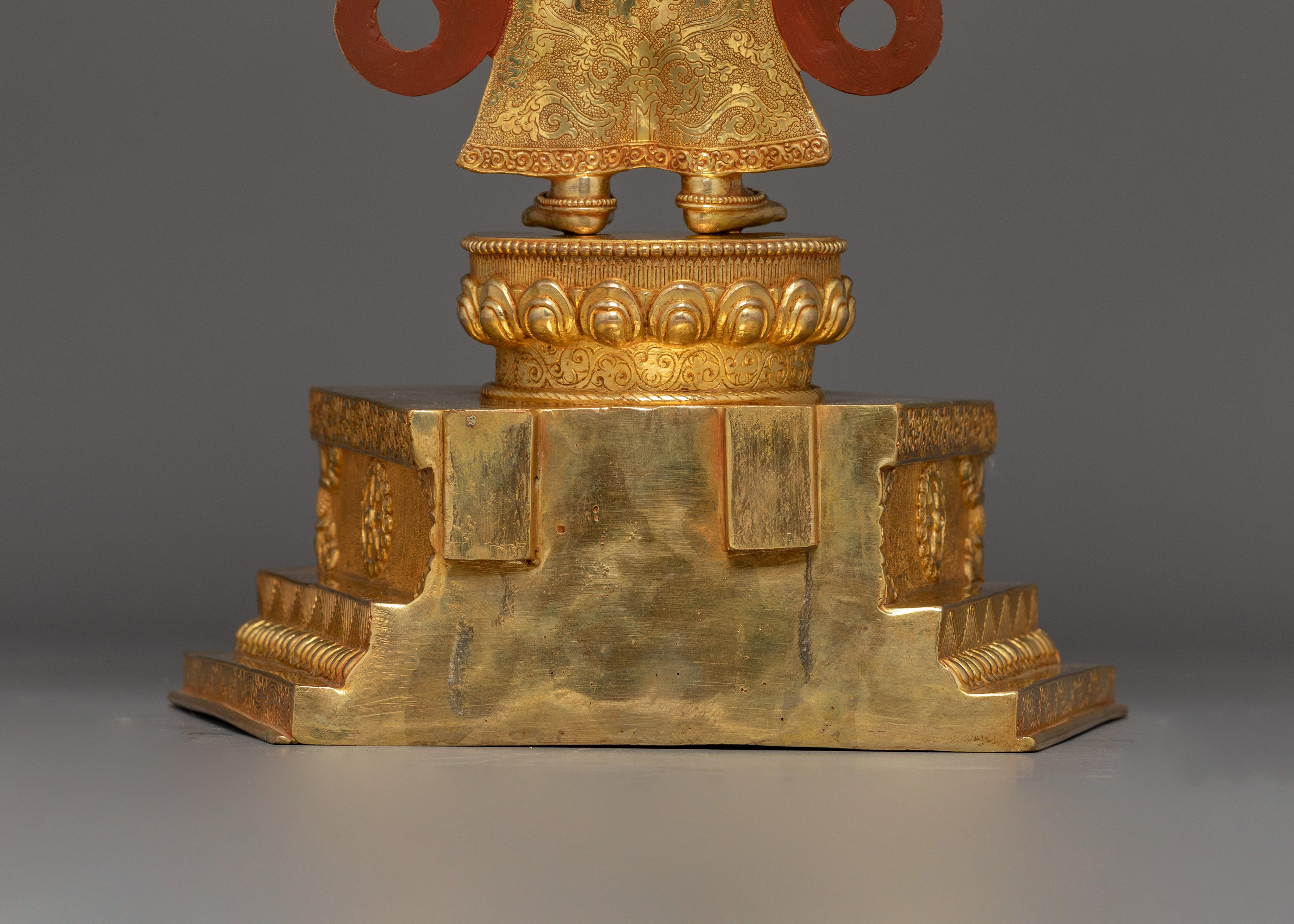 Divine Bodhisattva 1000 Armed Chenrezig Statue