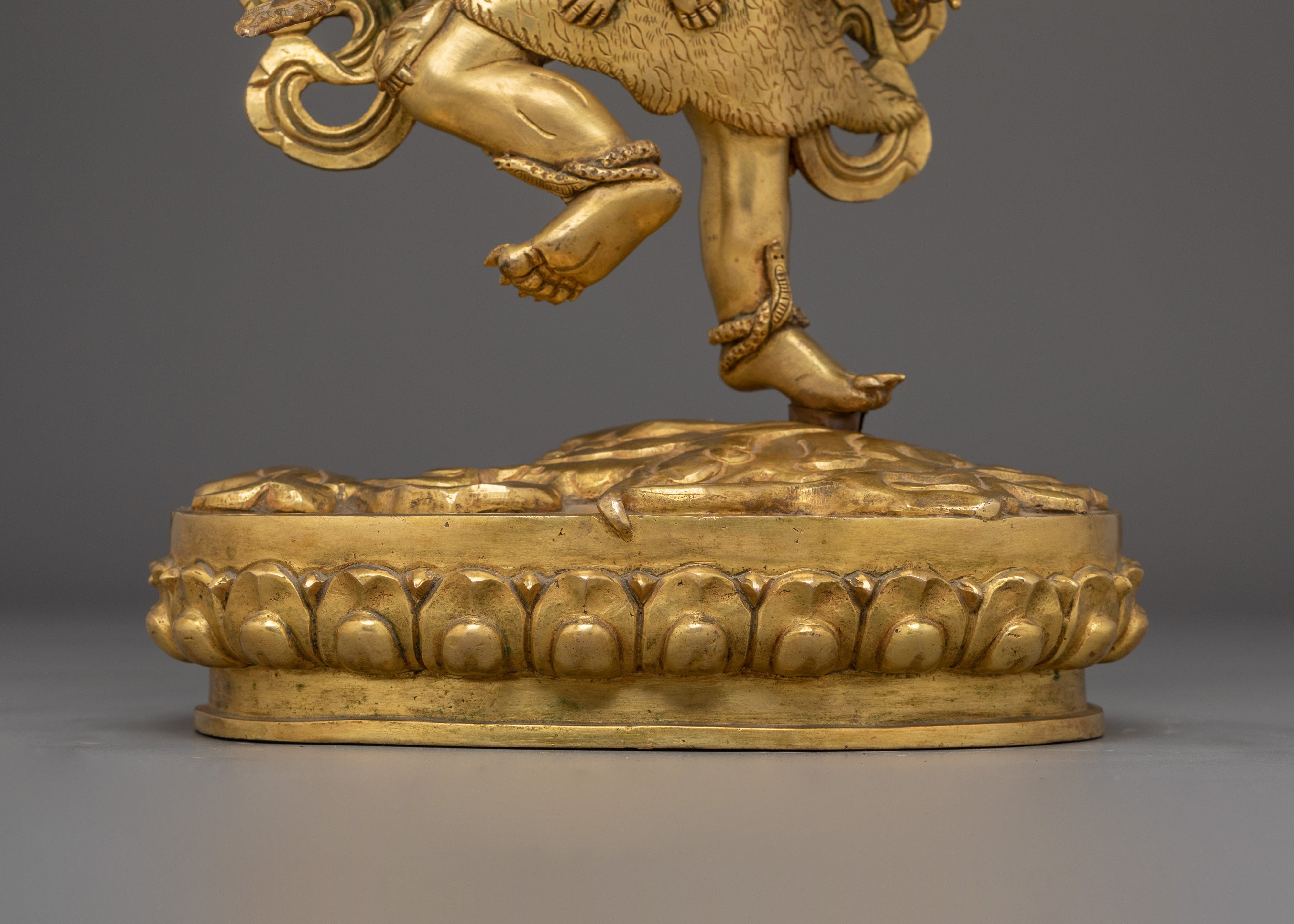 Uchusma Statue: Purification from Defilements