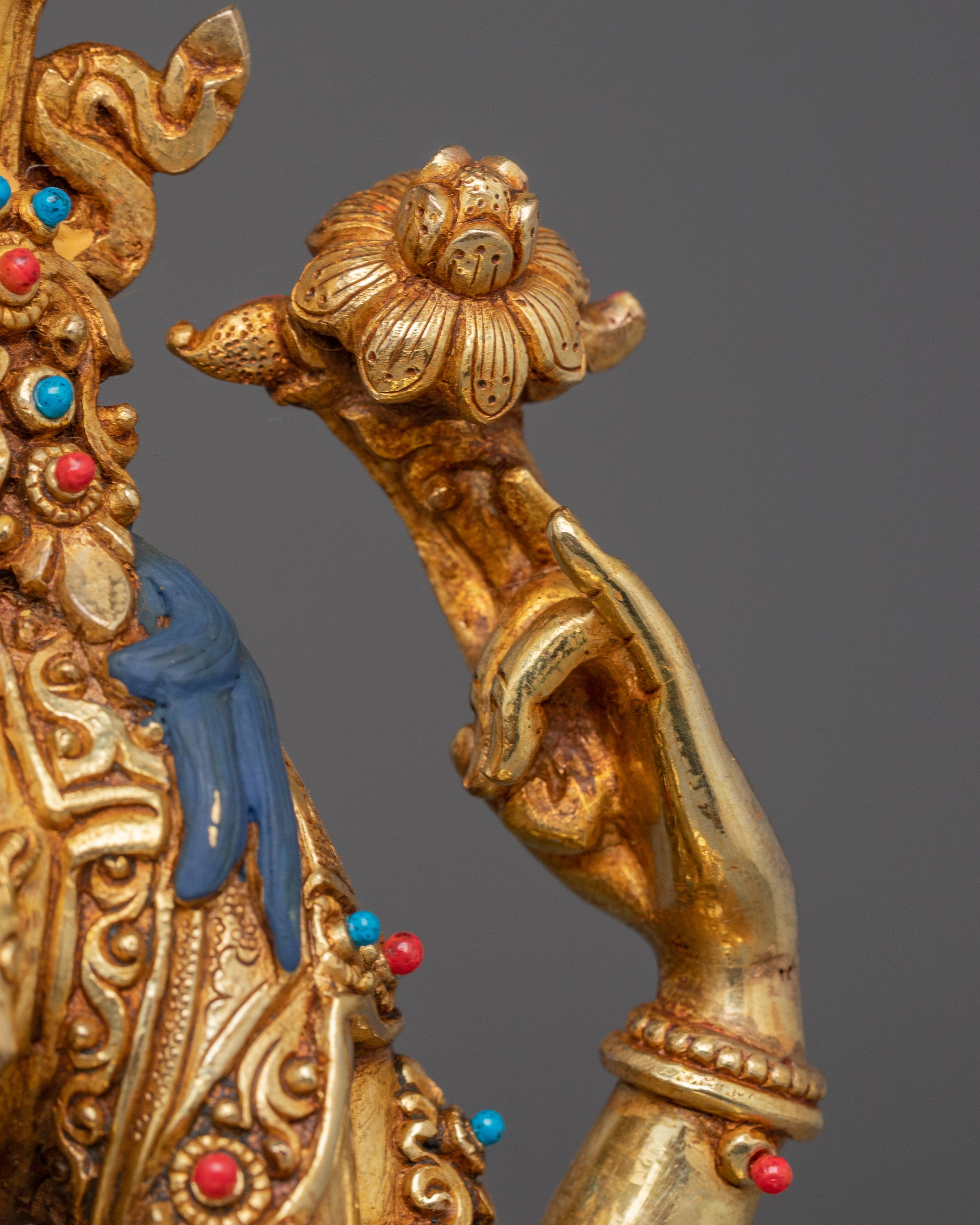 Golden Chenrezig Statue: The Bodhisattva of Compassion