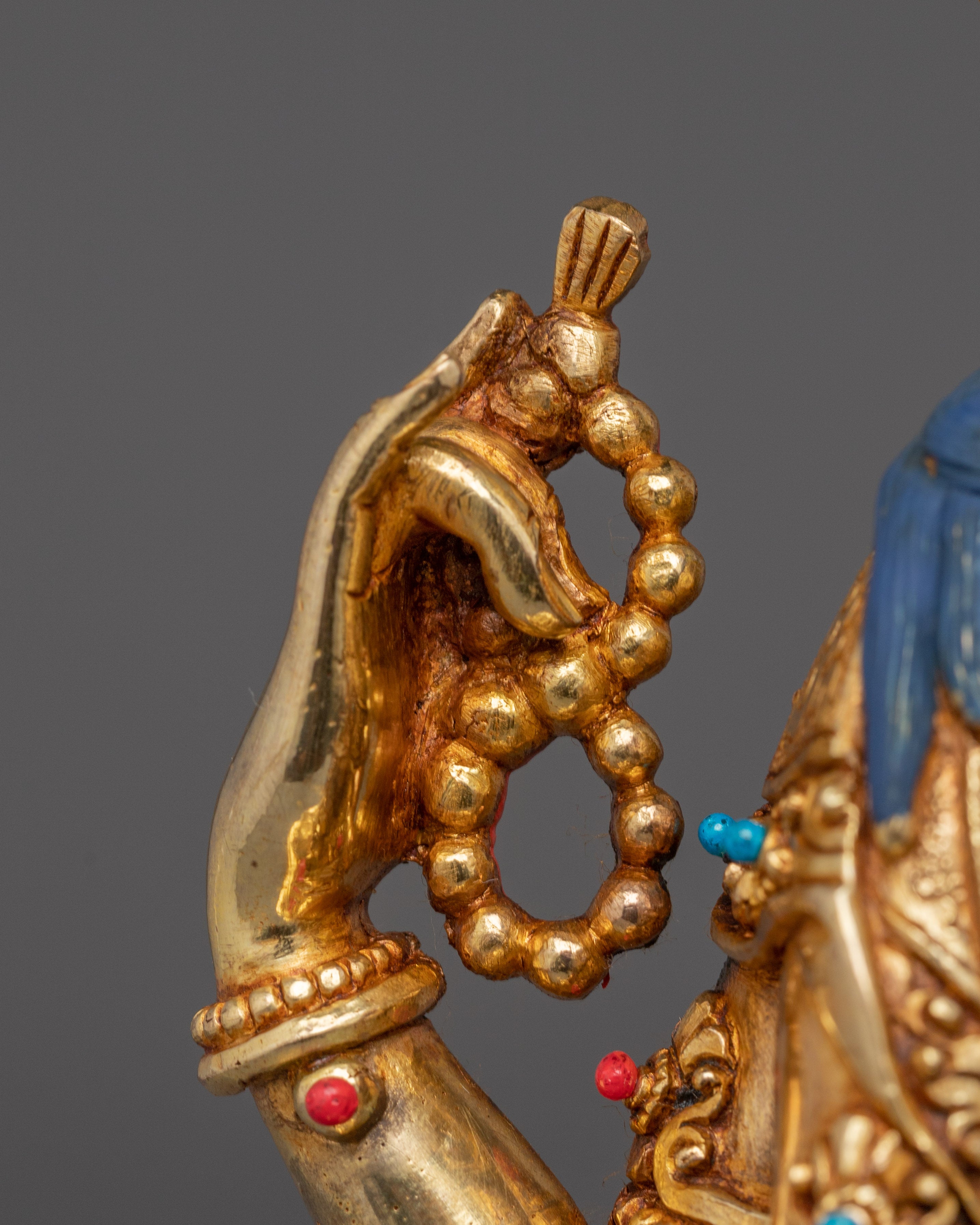 Golden Chenrezig Statue: The Bodhisattva of Compassion