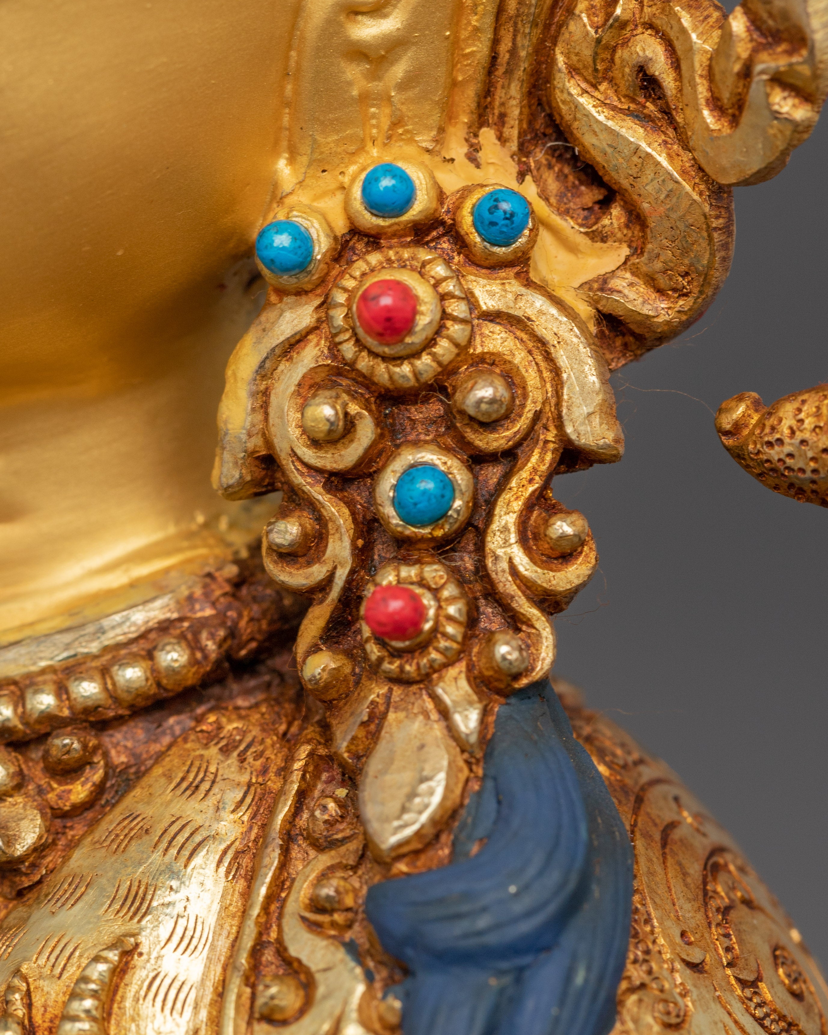 Golden Chenrezig Statue: The Bodhisattva of Compassion