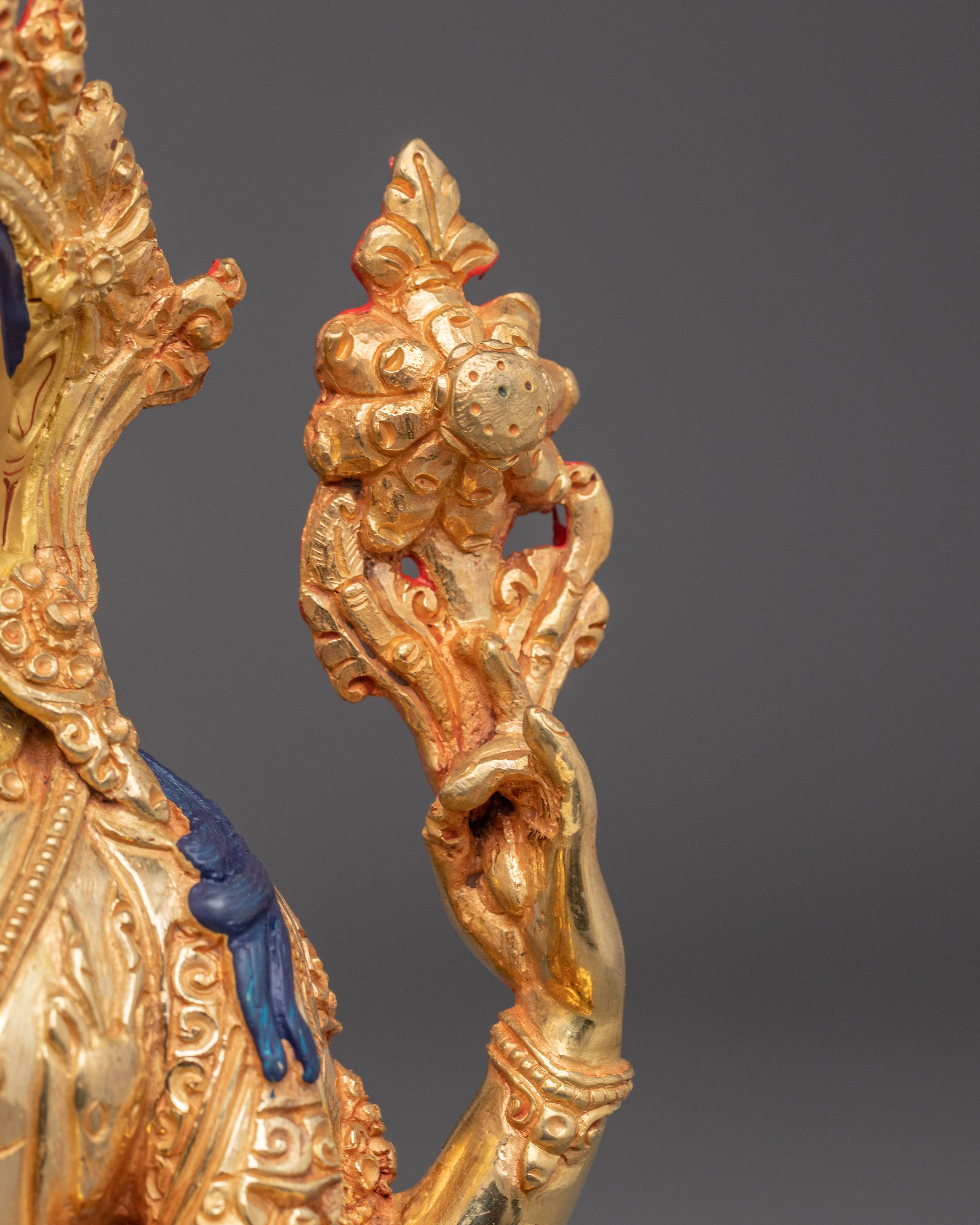 Golden Chenrezig Art: Bodhisattva of Wisdom